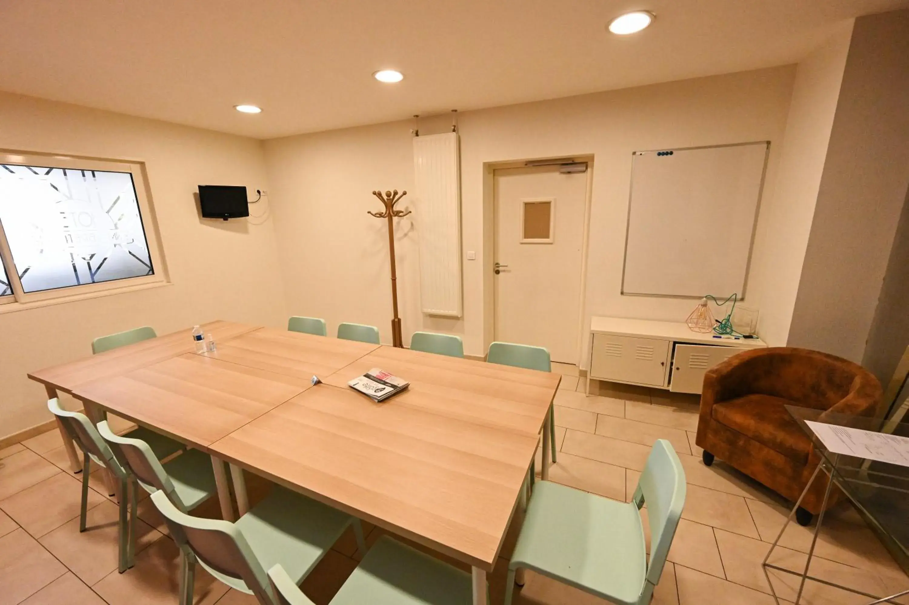 Meeting/conference room in Anne De Bretagne