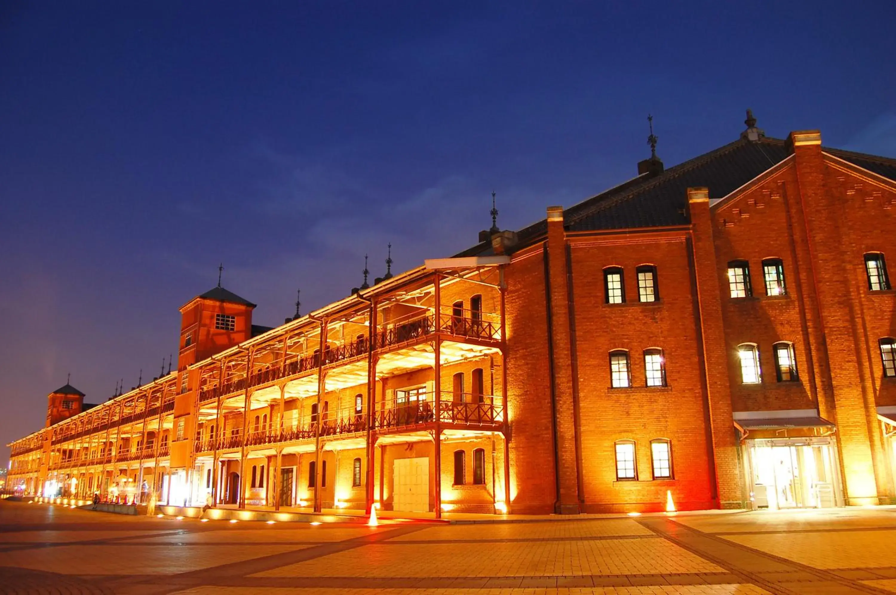 Nearby landmark, Property Building in Yokohama Hostel Village Hayashi-Kaikan