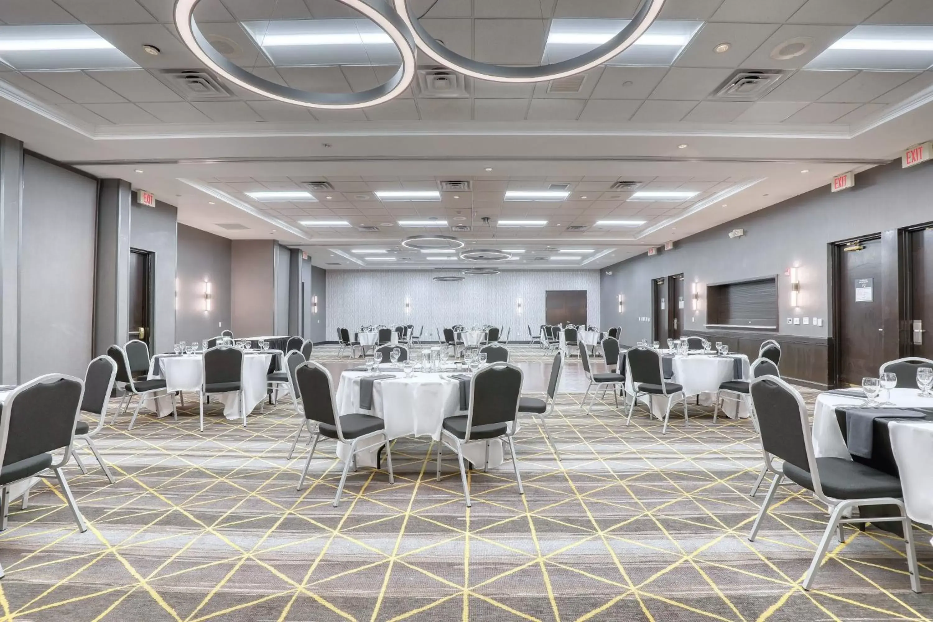 Banquet/Function facilities in Holiday Inn Hotel & Suites Madison West, an IHG Hotel