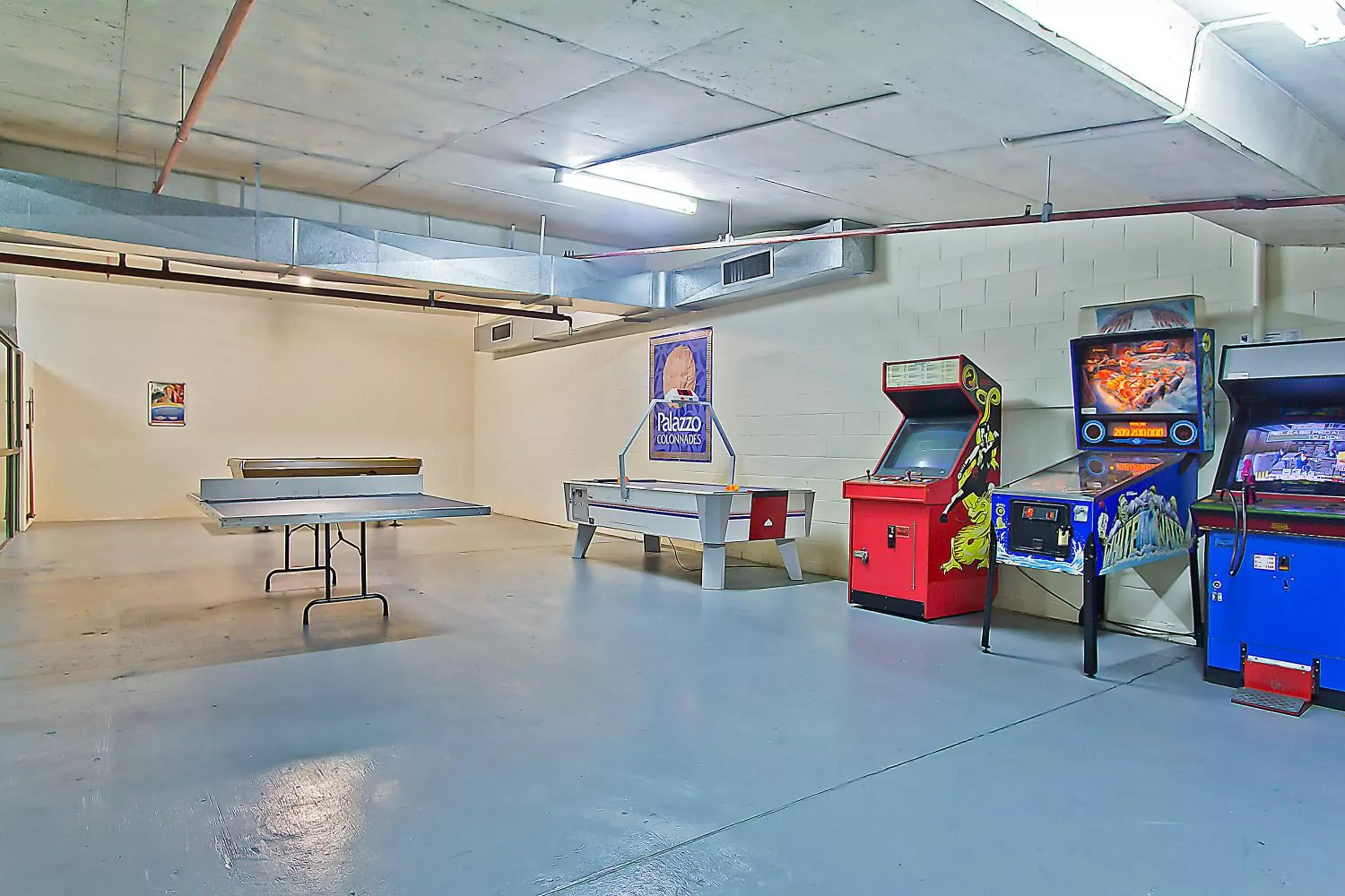 Game Room in Palazzo Colonnades