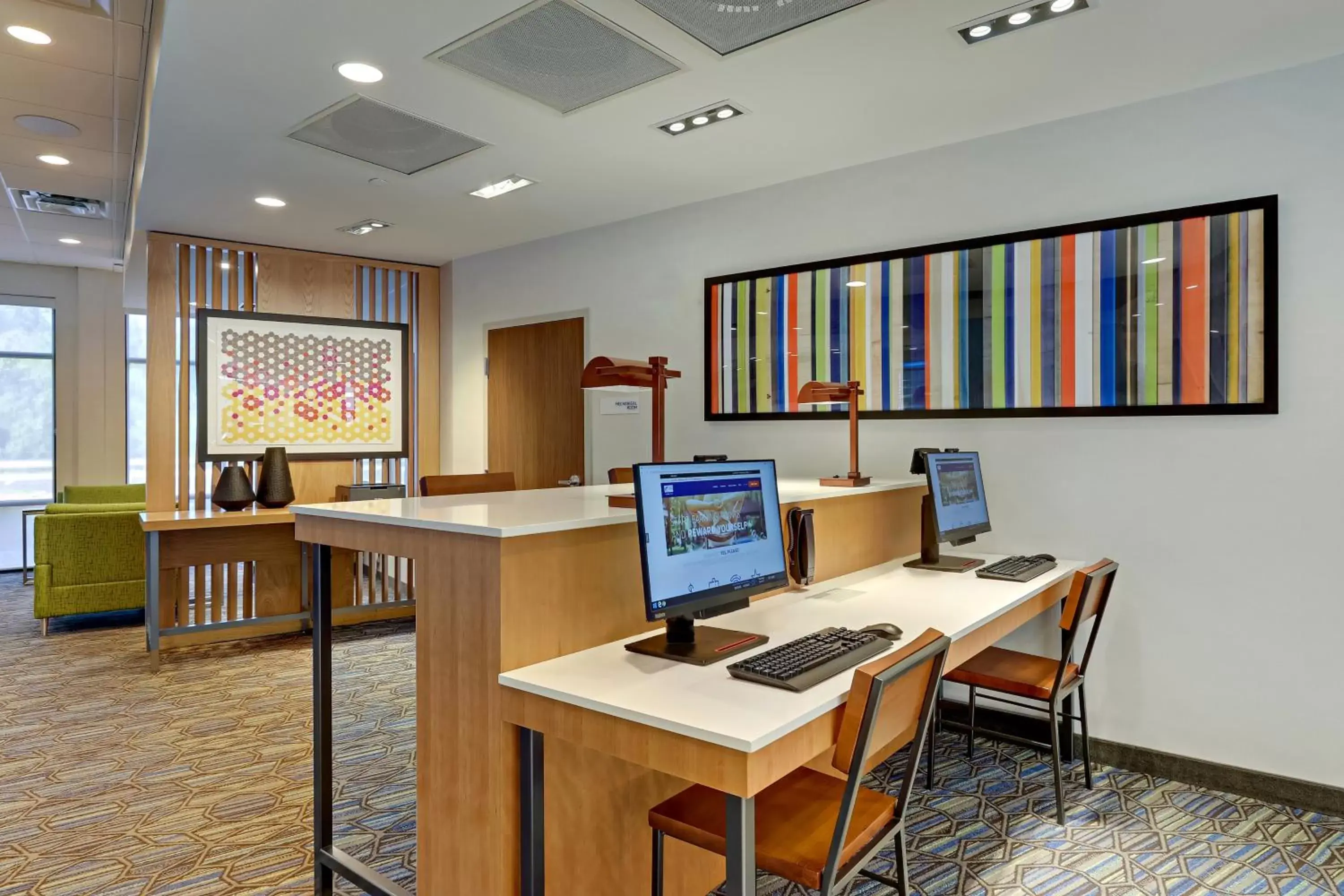 Business facilities in Holiday Inn Express & Suites - Winston - Salem SW - Clemmons, an IHG Hotel