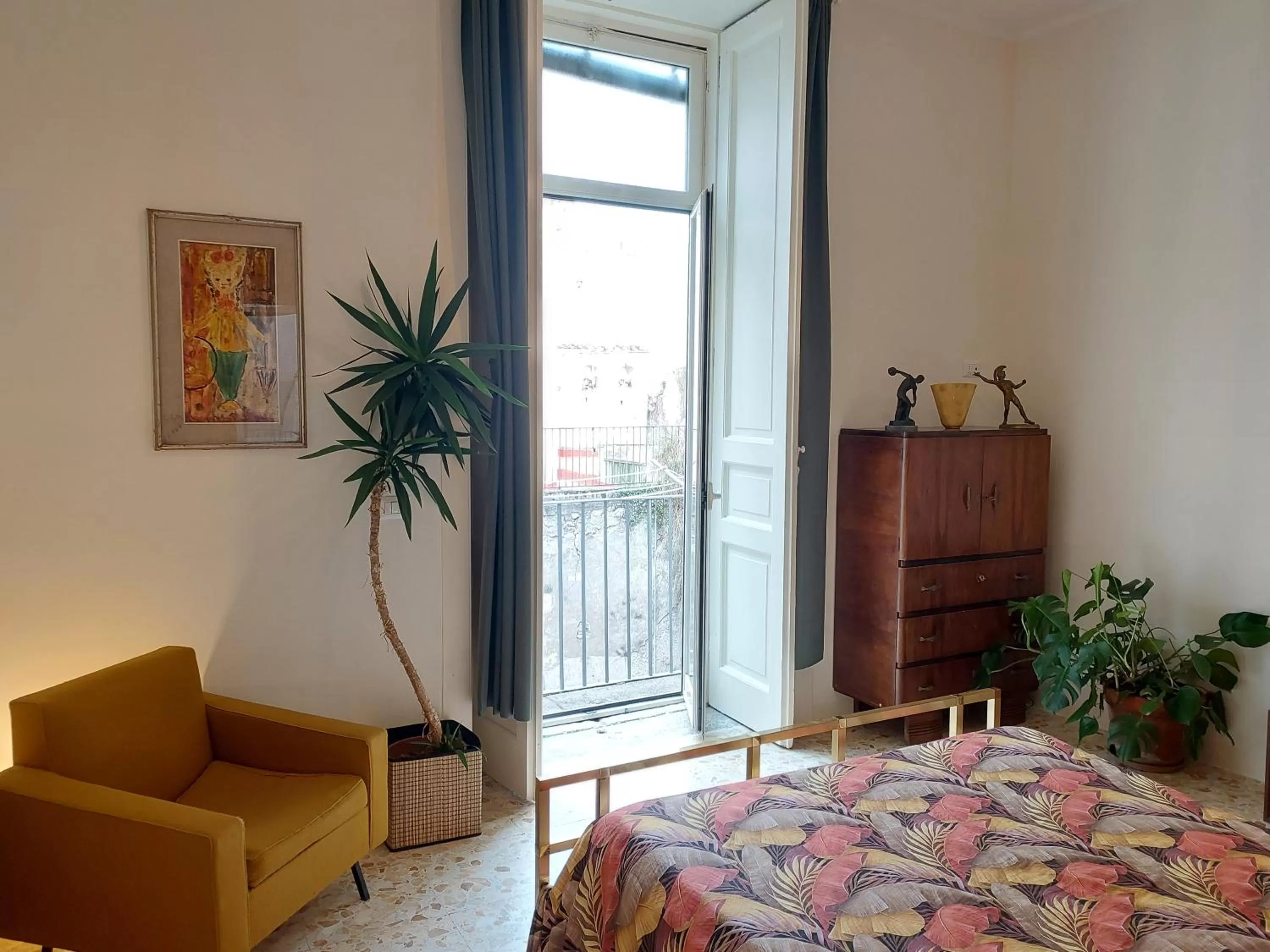 Bedroom, Seating Area in B&B Palazzo Carafa di Montorio