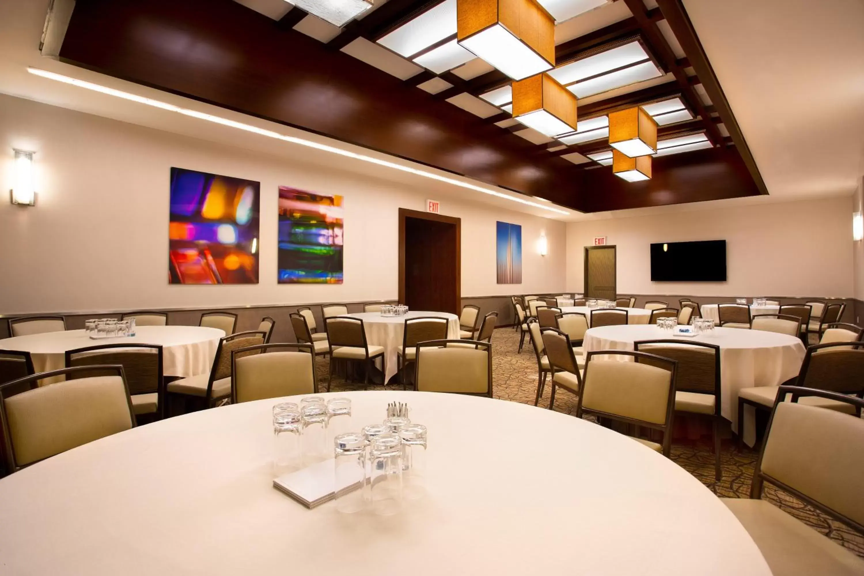 Meeting/conference room, Restaurant/Places to Eat in InterContinental New York Times Square, an IHG Hotel