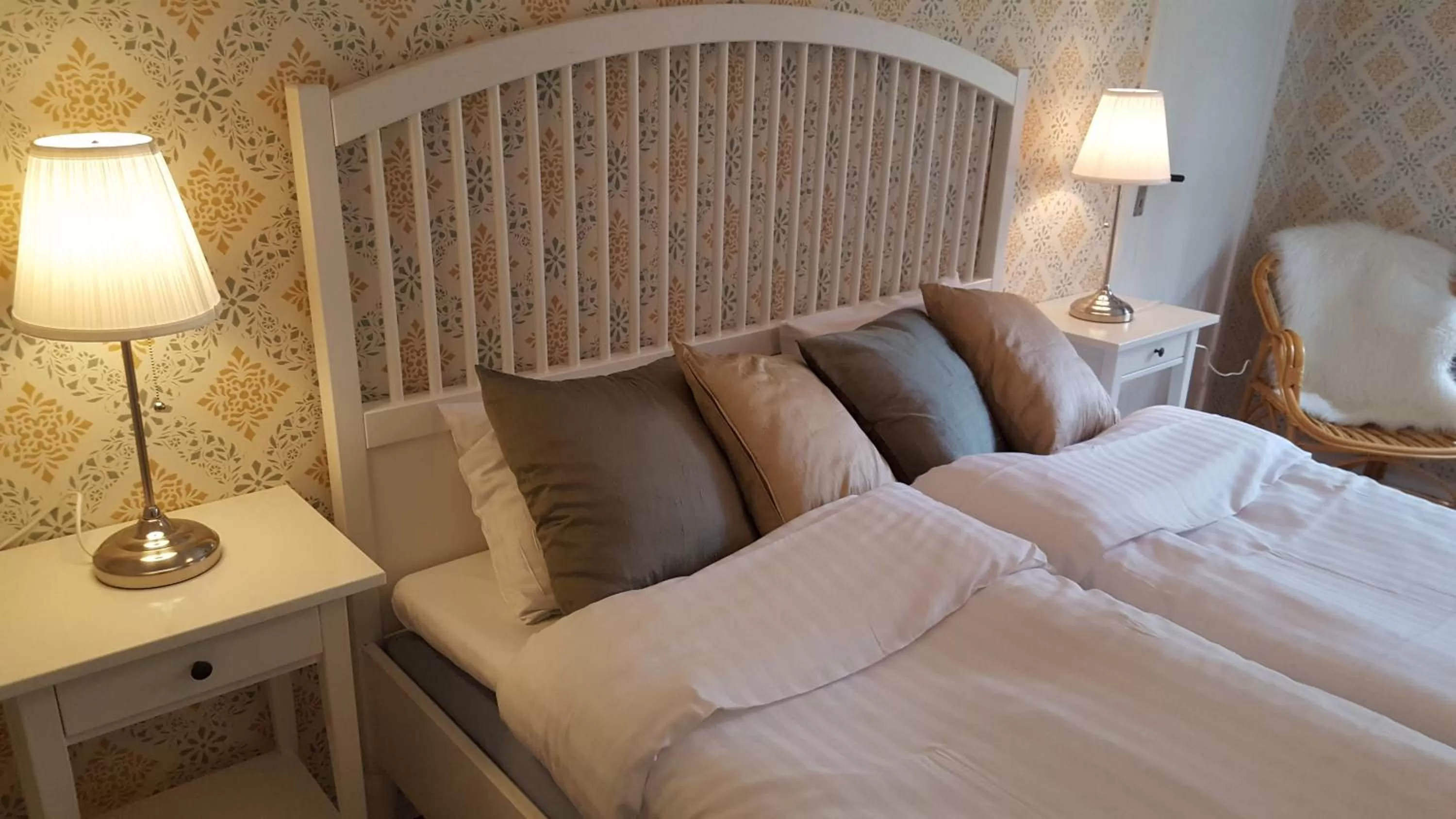 Bed in Långshyttans Brukshotell