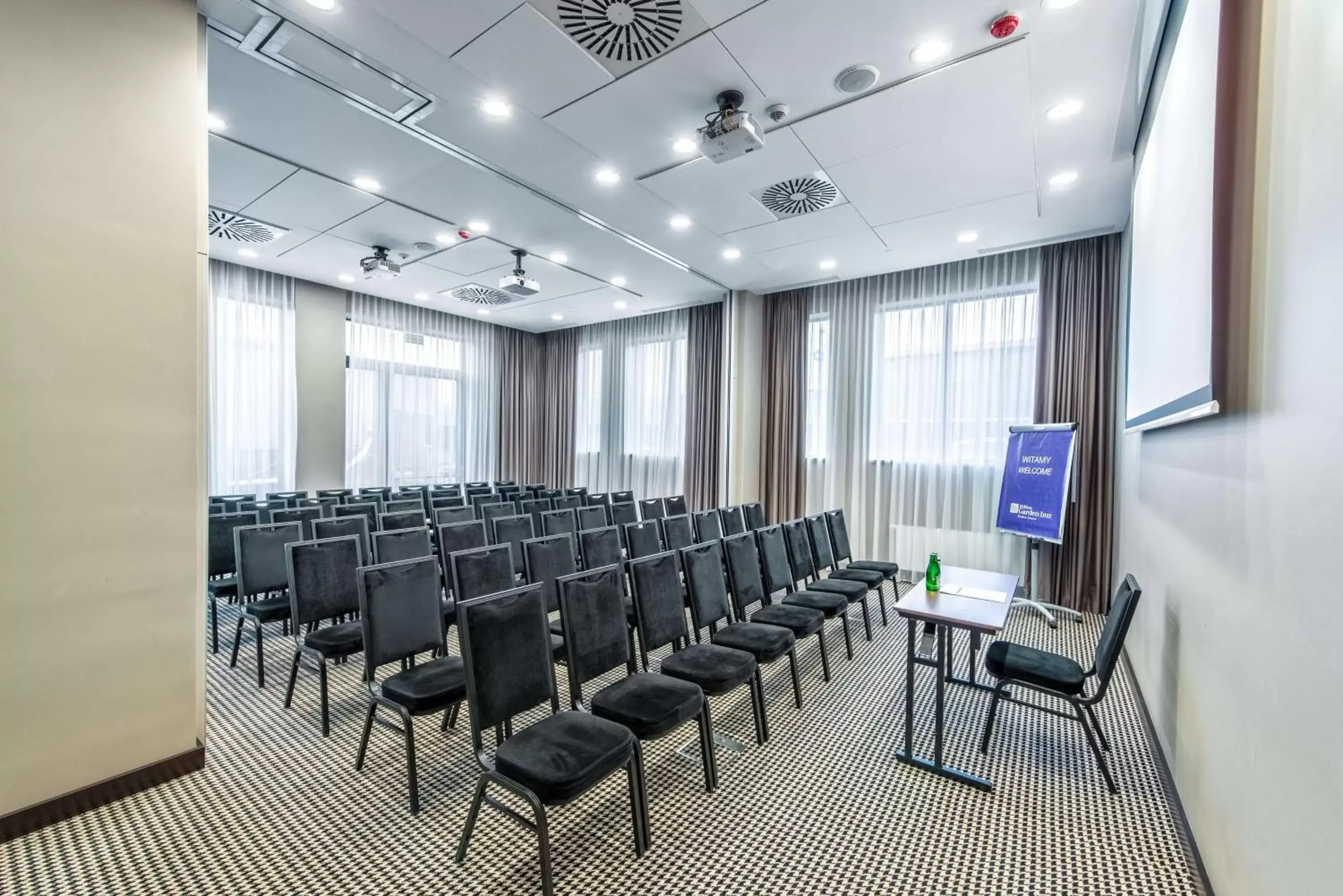 Meeting/conference room in Hilton Garden Inn Krakow Airport