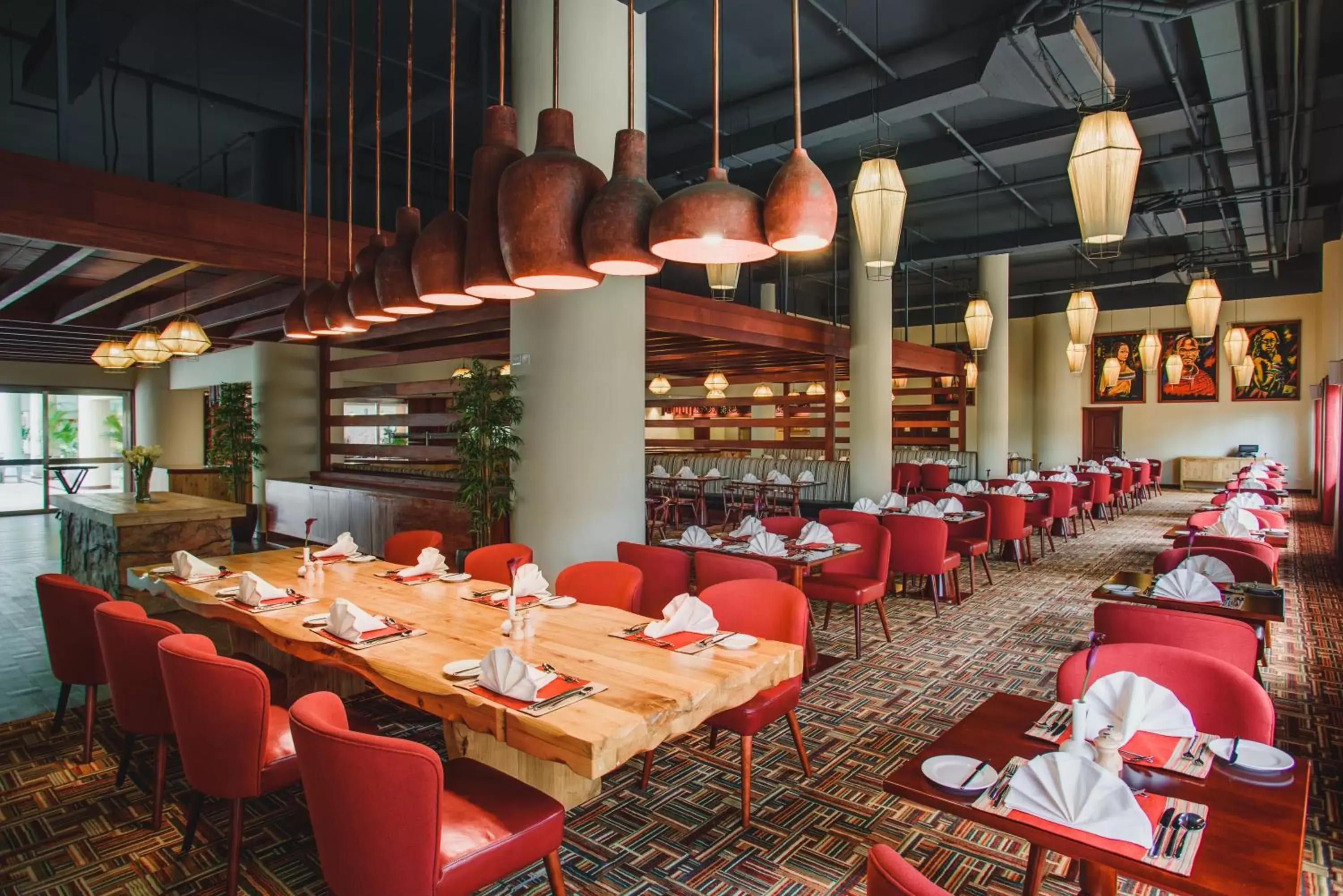 Restaurant/Places to Eat in Mövenpick Hotel & Residences Nairobi