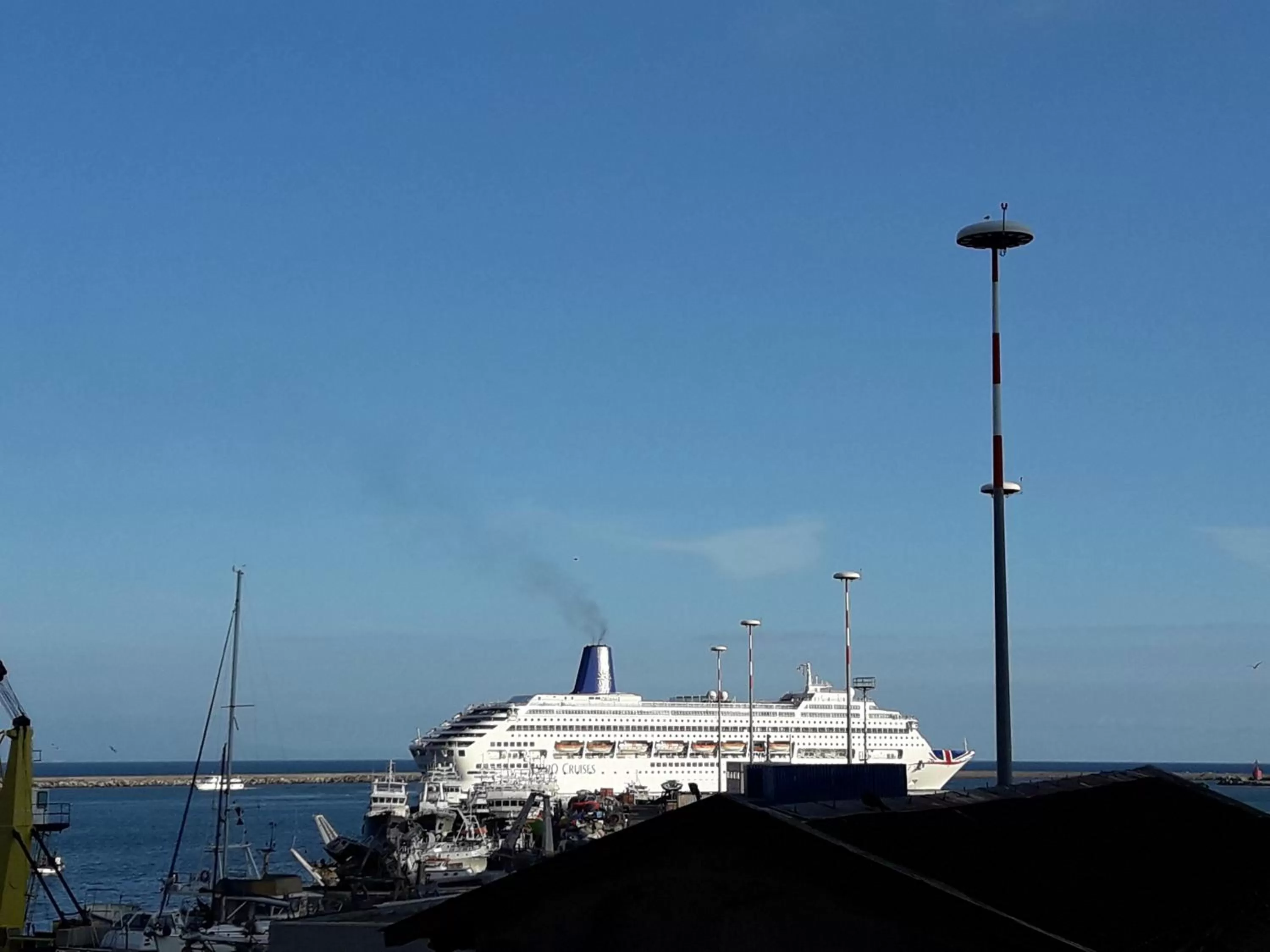 Sea view in B&B VelAmare