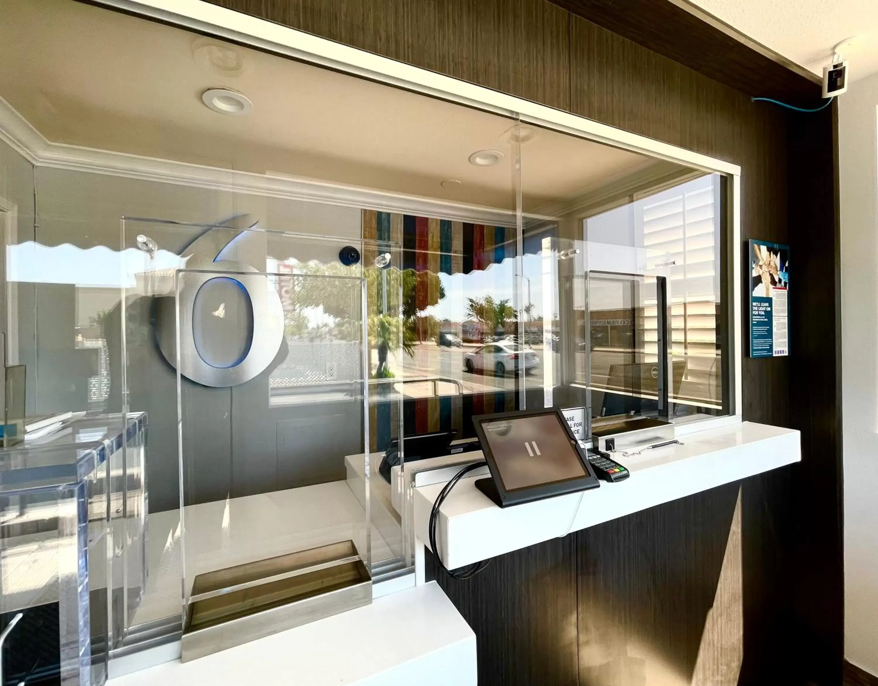 Property building in Motel 6 Pico Rivera - Los Angeles, CA Property building in Motel 6 Pico Rivera - Los Angeles, CA