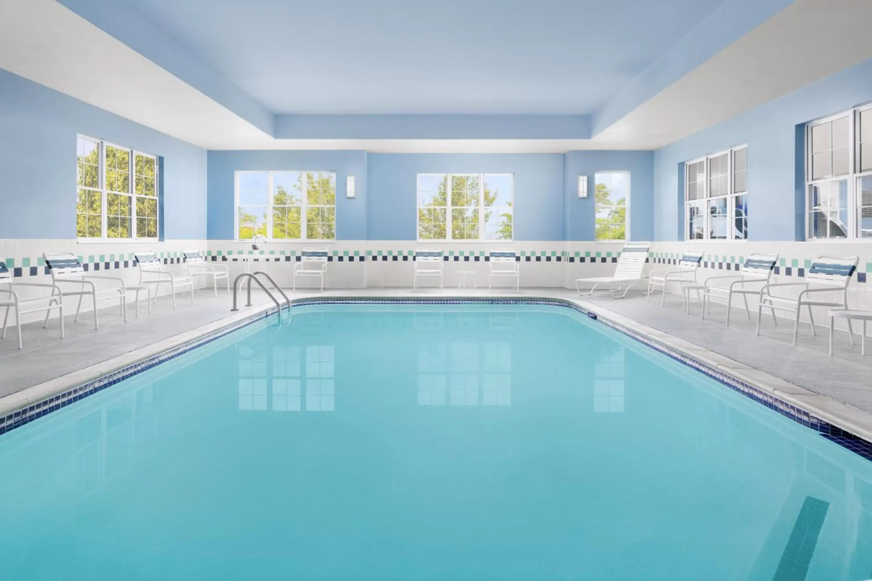 Pool view, Swimming Pool in Homewood Suites by Hilton Portsmouth