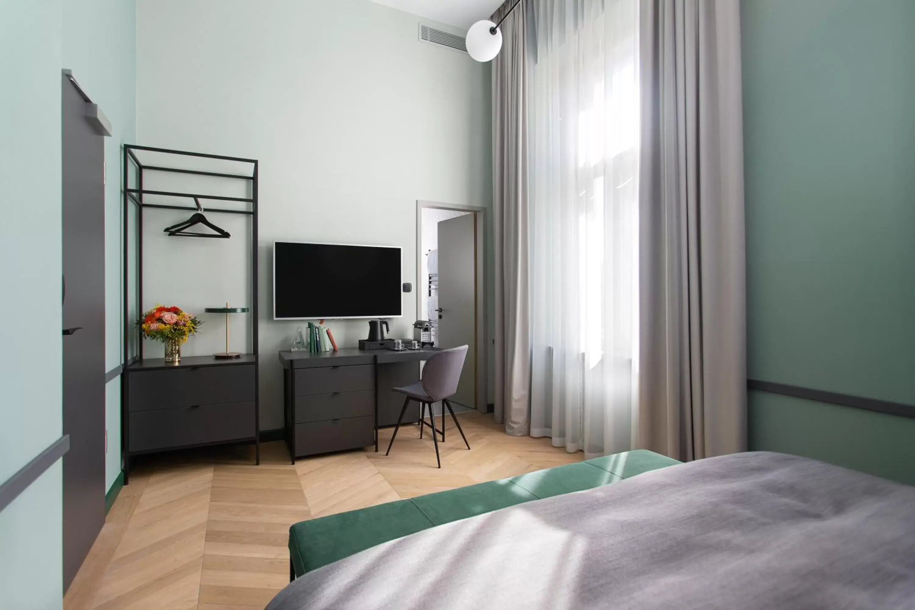 Bedroom, Bed in Alice Hotel Bedroom, Bed in Alice Hotel