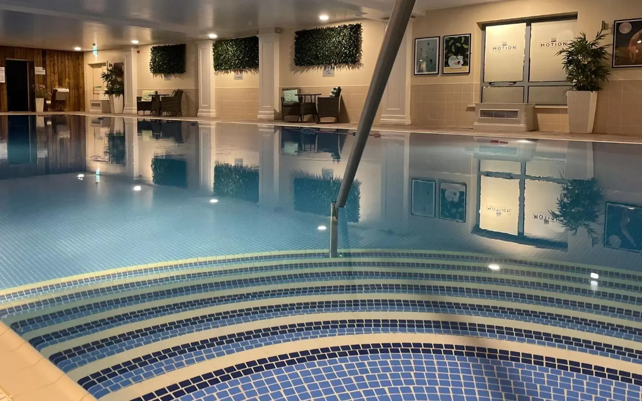 Swimming Pool in The Montenotte Hotel