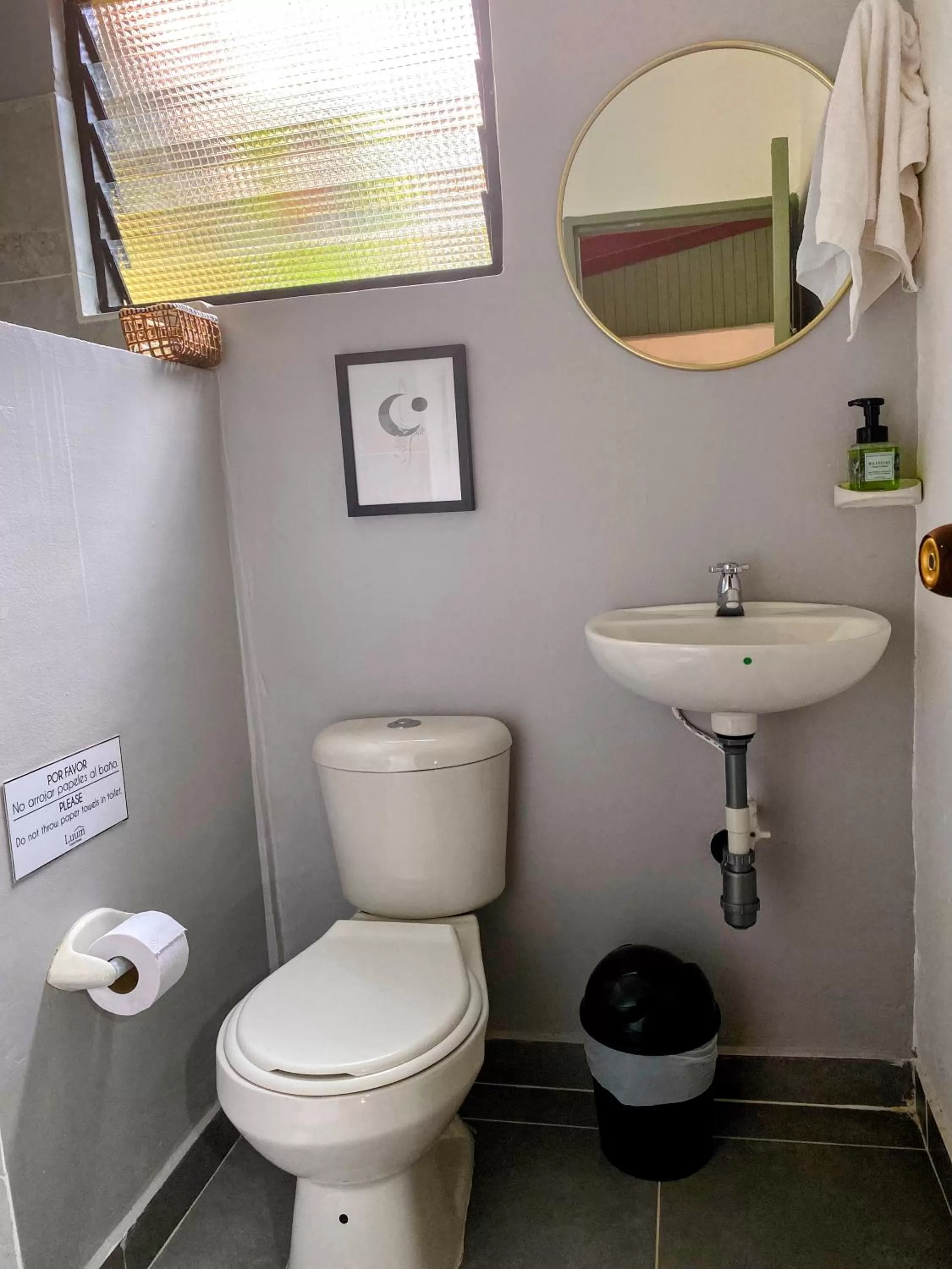 Bathroom in Luum Guest House