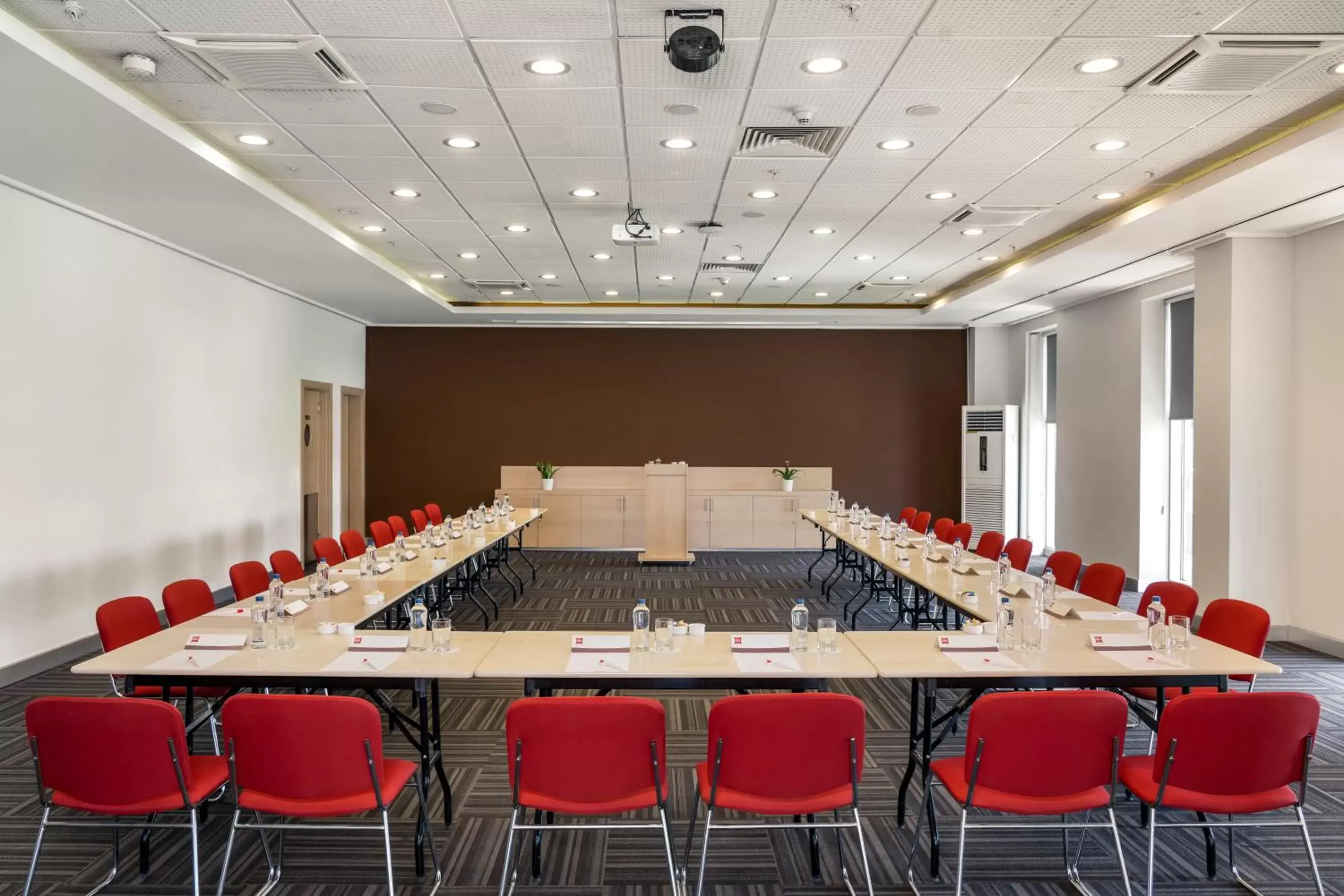 Meeting/conference room in ibis Adana