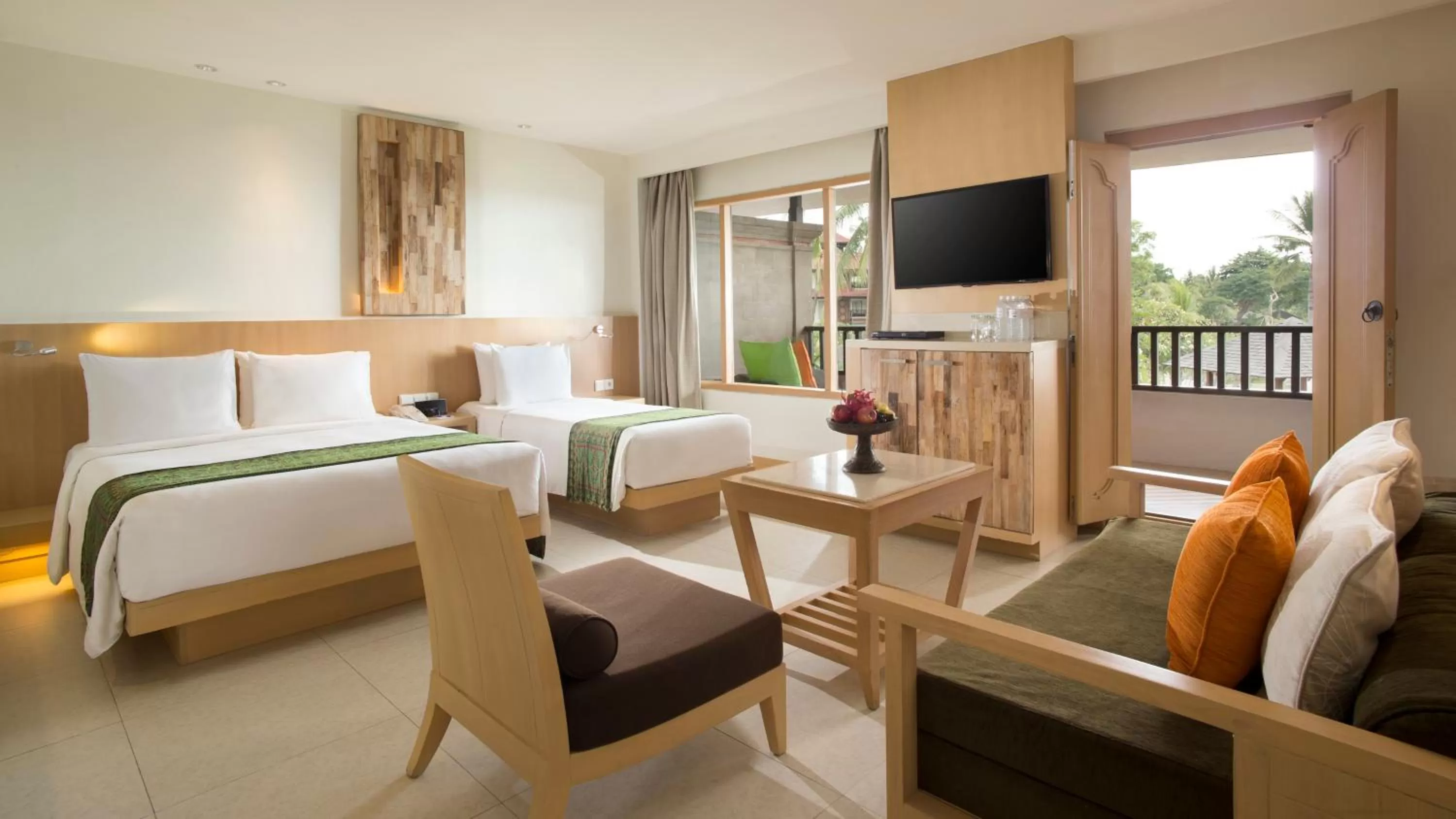 Photo of the whole room, Bed in Holiday Inn Resort Baruna Bali by IHG