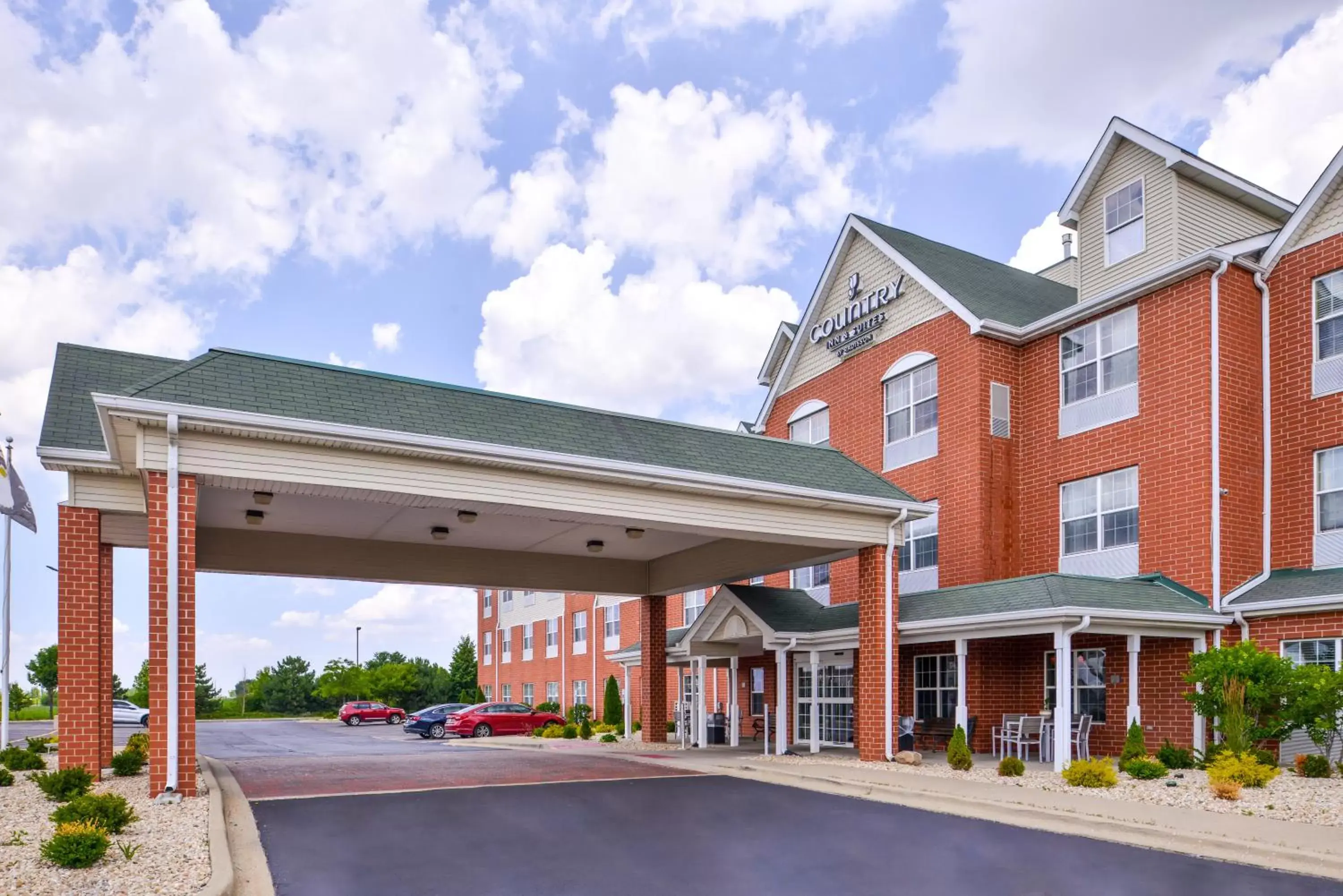 Property Building in Country Inn & Suites by Radisson, Tinley Park, IL