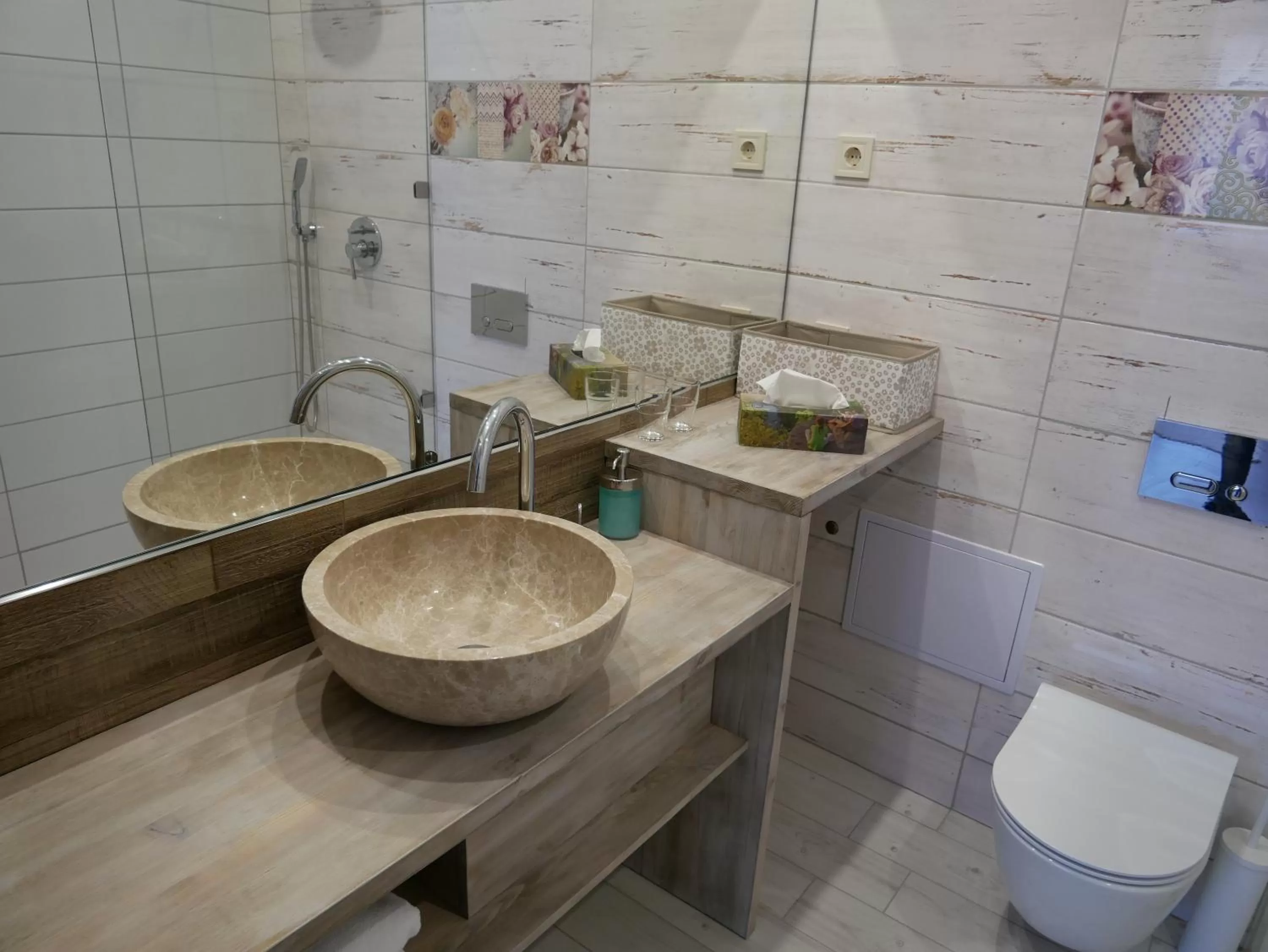 Toilet in Egria Apartments