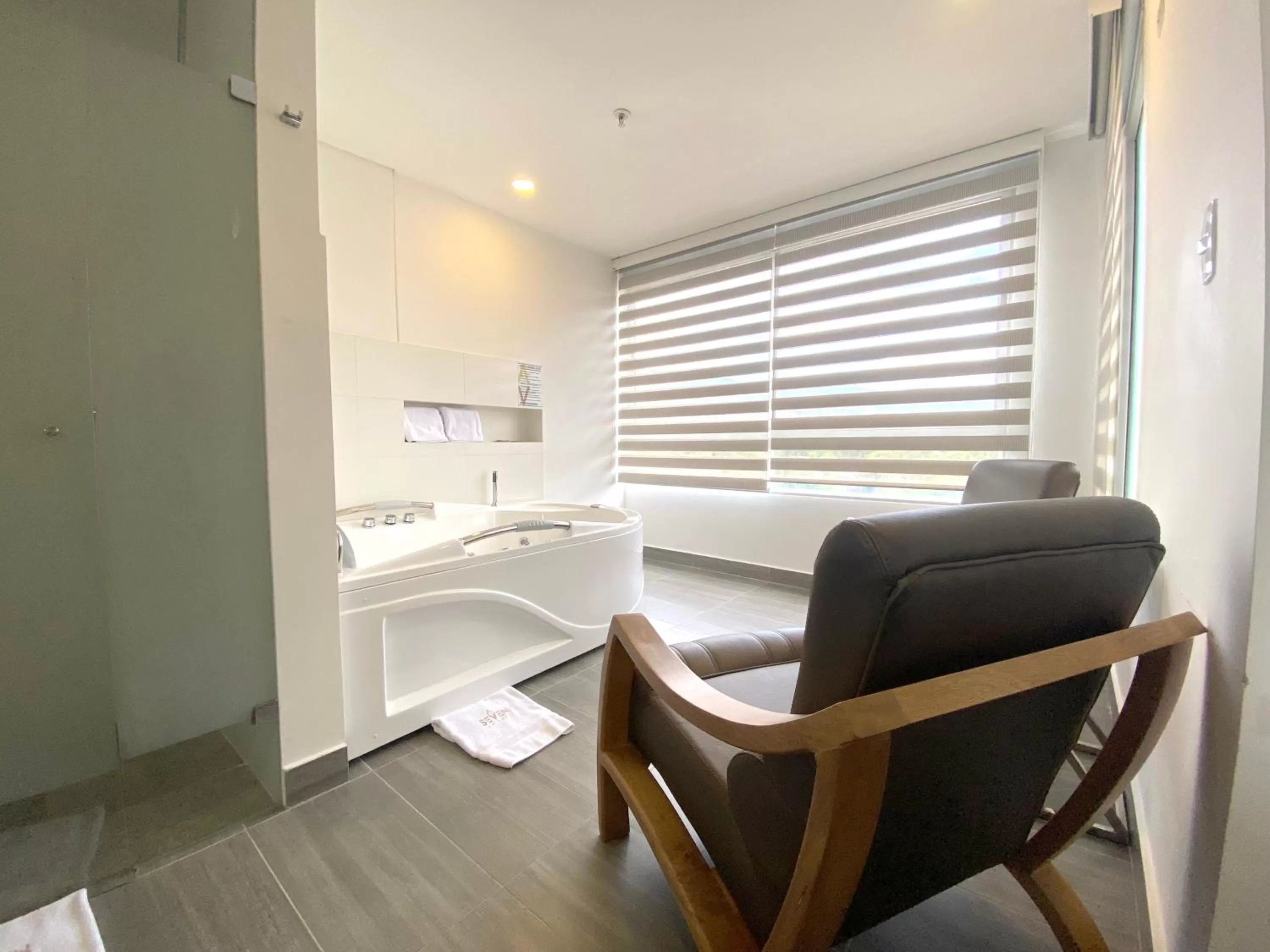 Seating area in Seven Inn Hotel