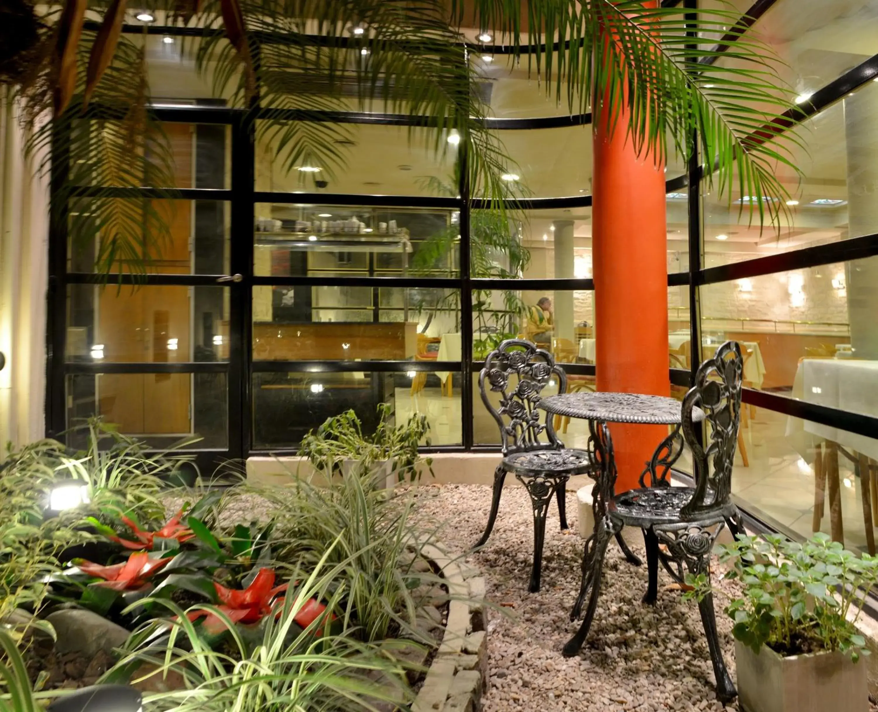 Garden in Sarmiento Palace Hotel
