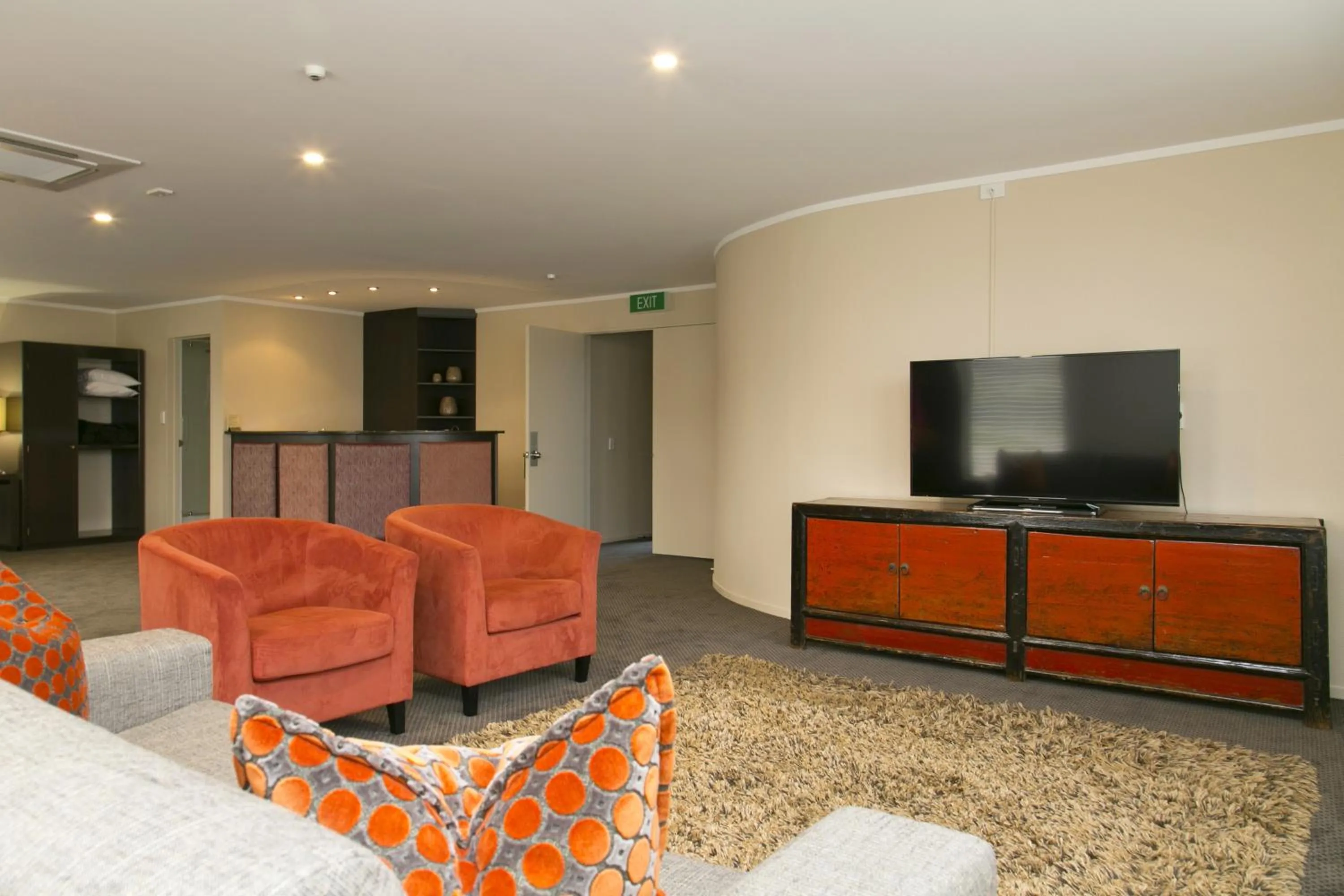 TV and multimedia in The Cove- On The Lake