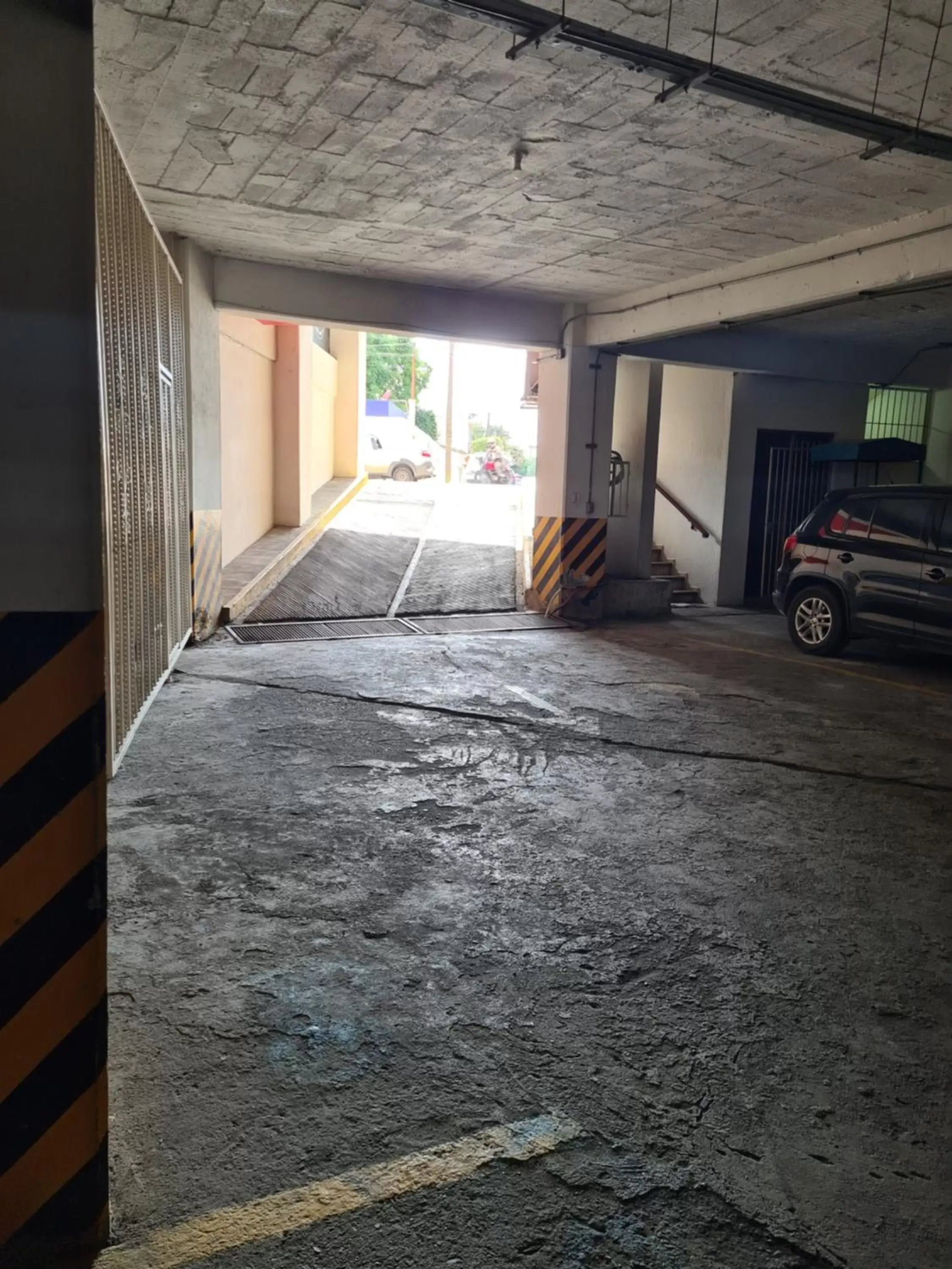 Parking in Hotel Florencia Poza Rica