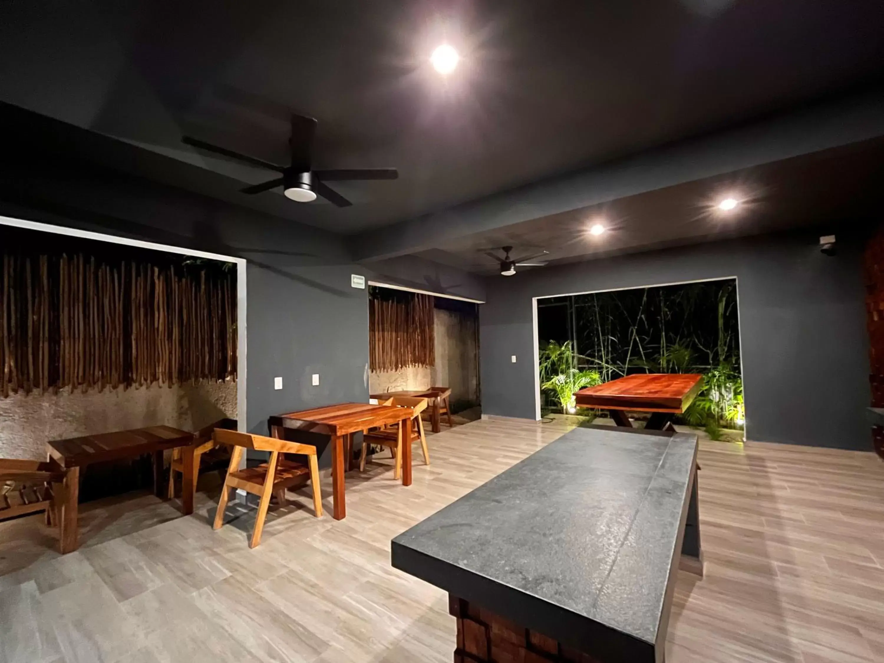 Dining area in HOTEL KOOKAY VALLADOLID