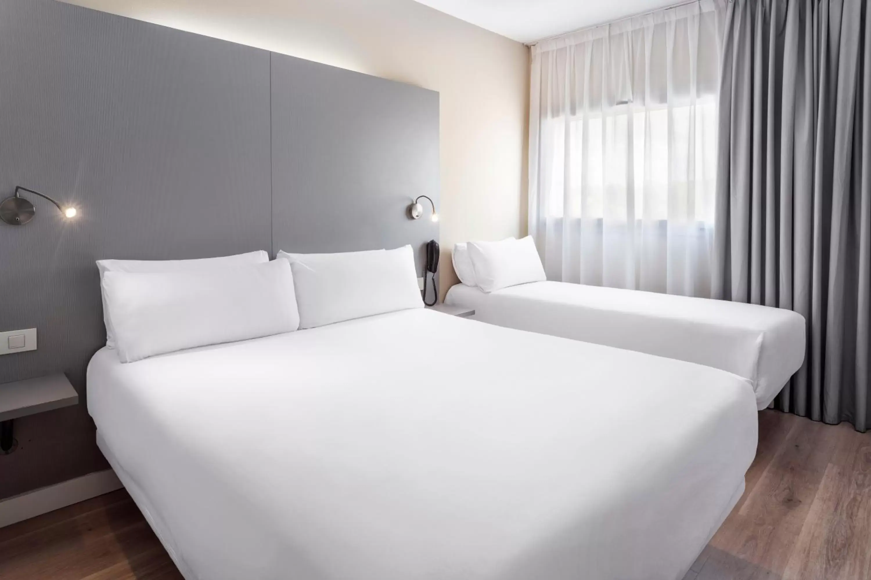 Bed in B&B HOTEL Barcelona Mollet