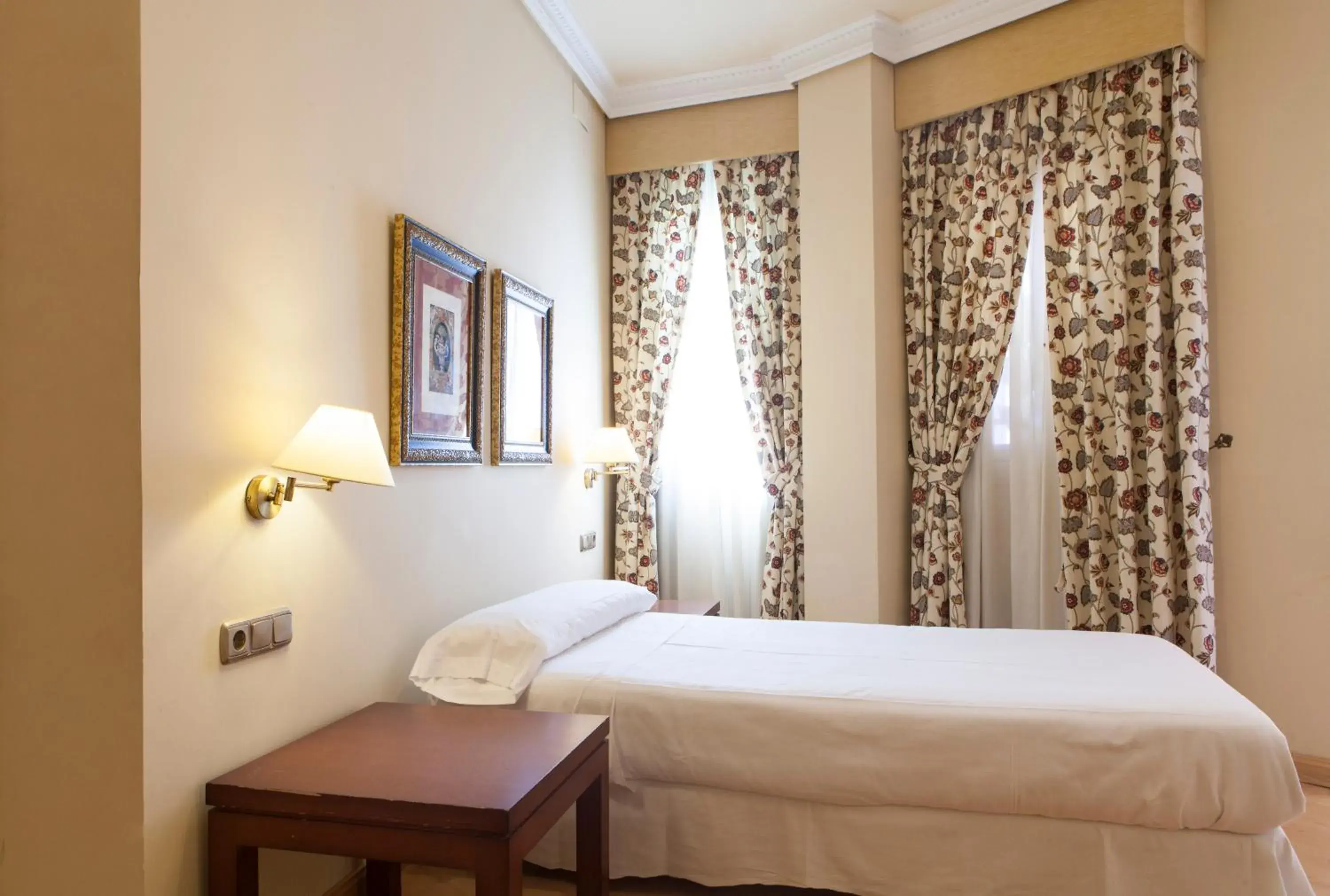 Decorative detail, Room Photo in Hotel Cervantes