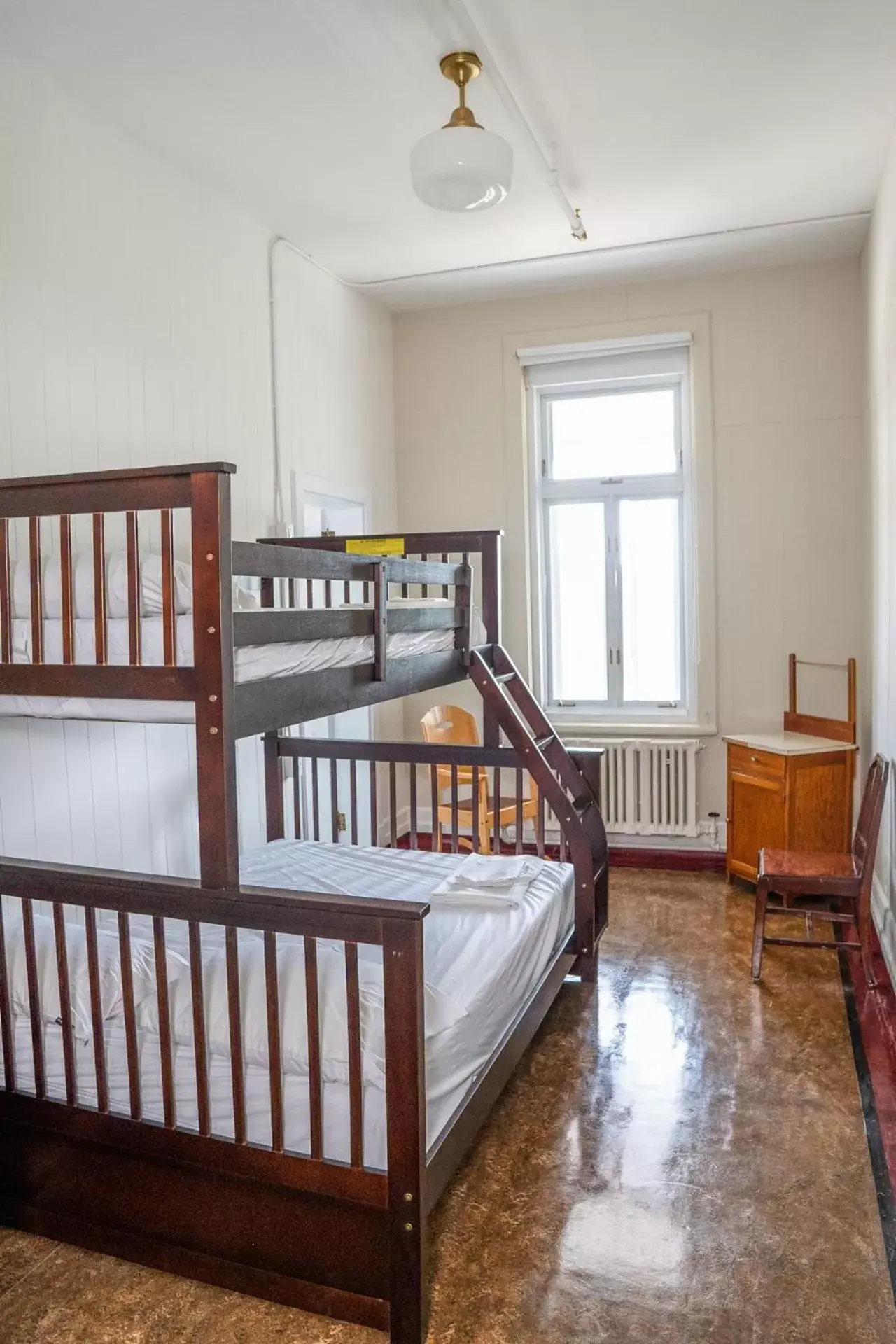 Bunk Bed in Auberge de Jeunesse des Balcons