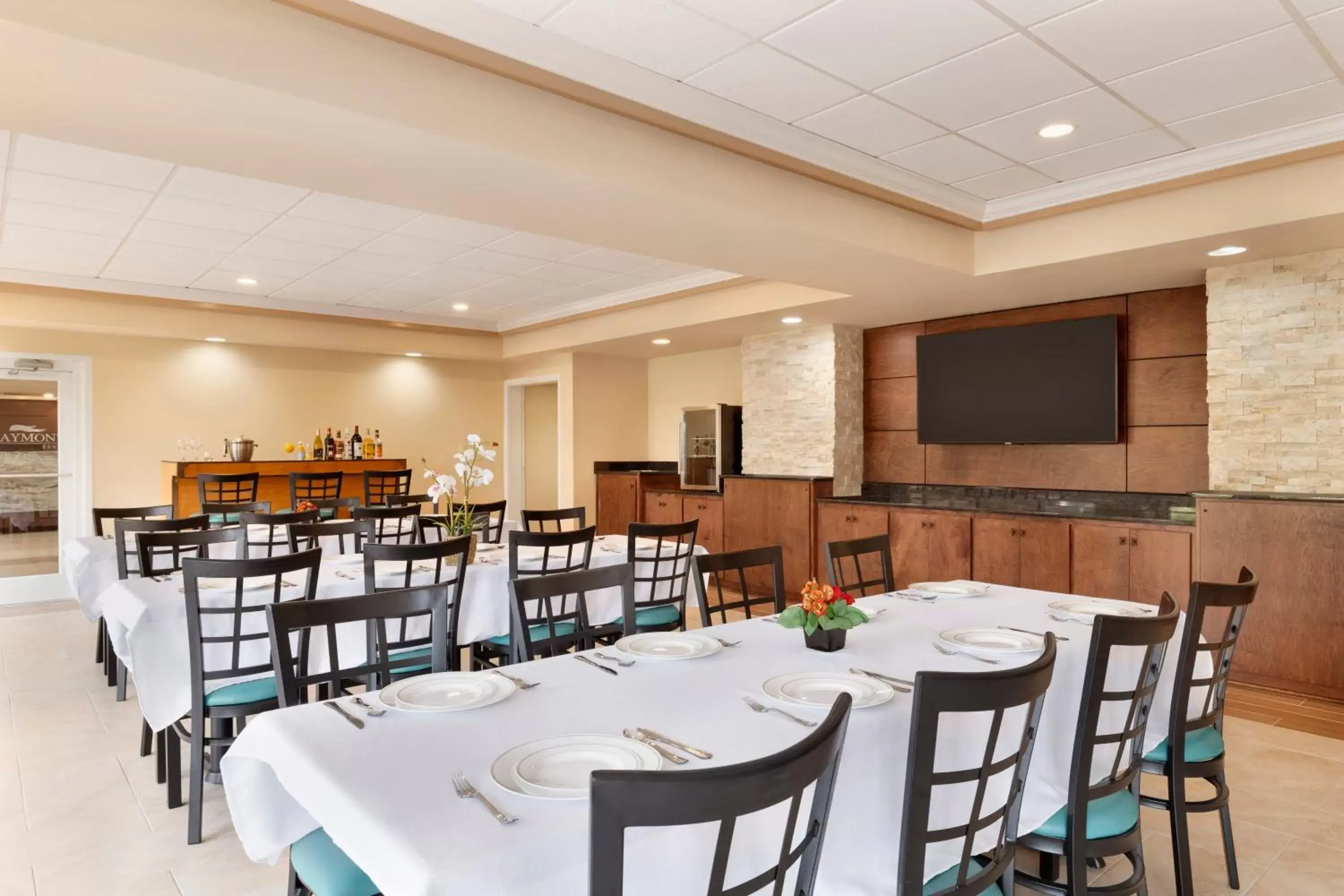 Dining area, Restaurant/Places to Eat in Baymont by Wyndham Augusta West