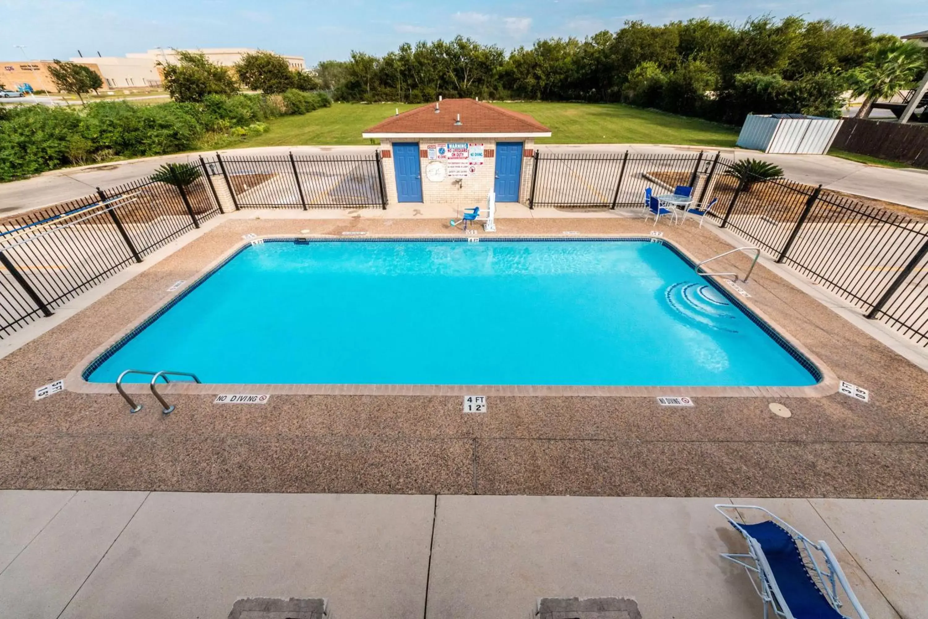 Day, Pool View in Motel 6-San Antonio, TX - South WW White Rd