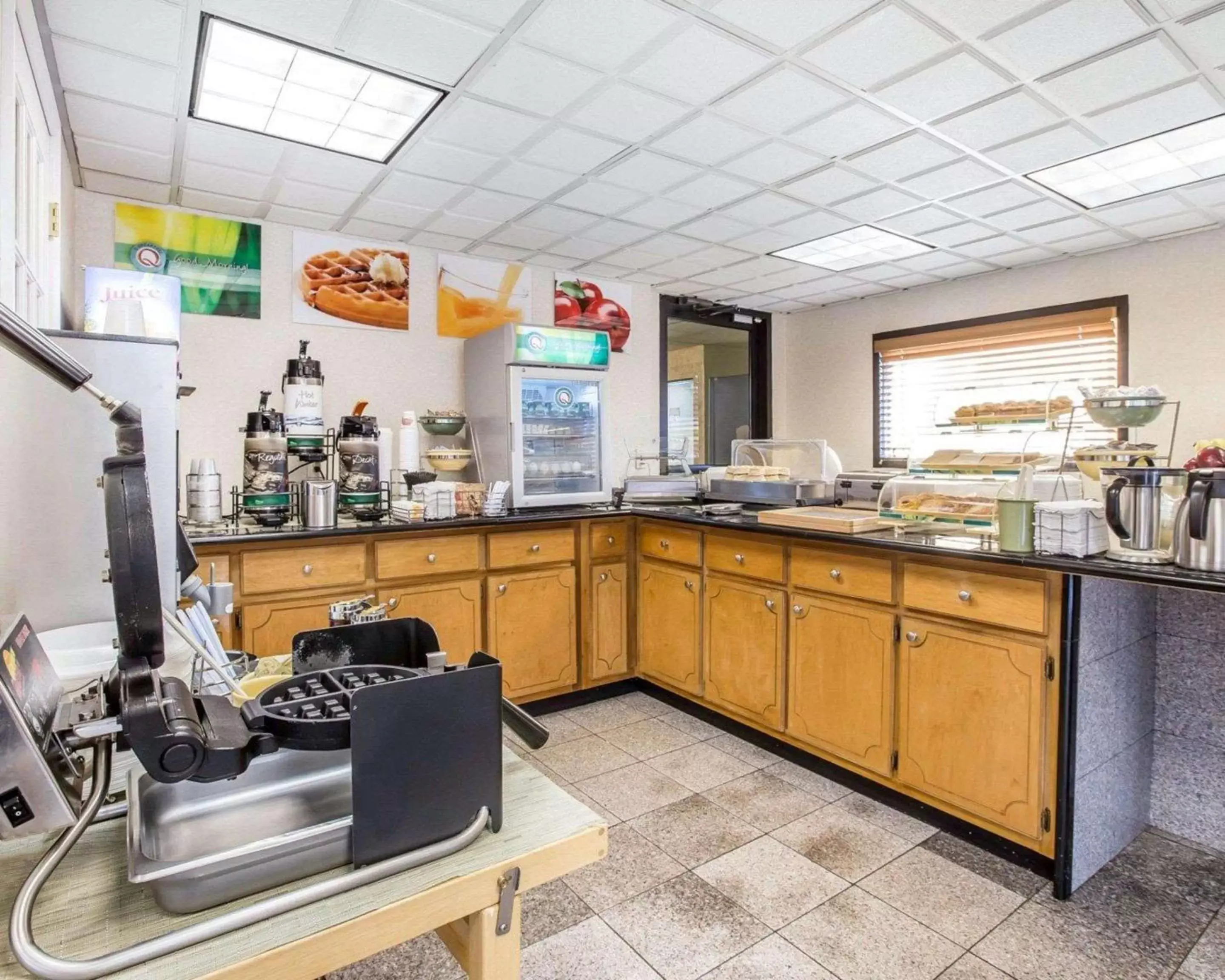 Restaurant/places to eat in Quality Inn Macon West Restaurant/places to eat in Quality Inn Macon West