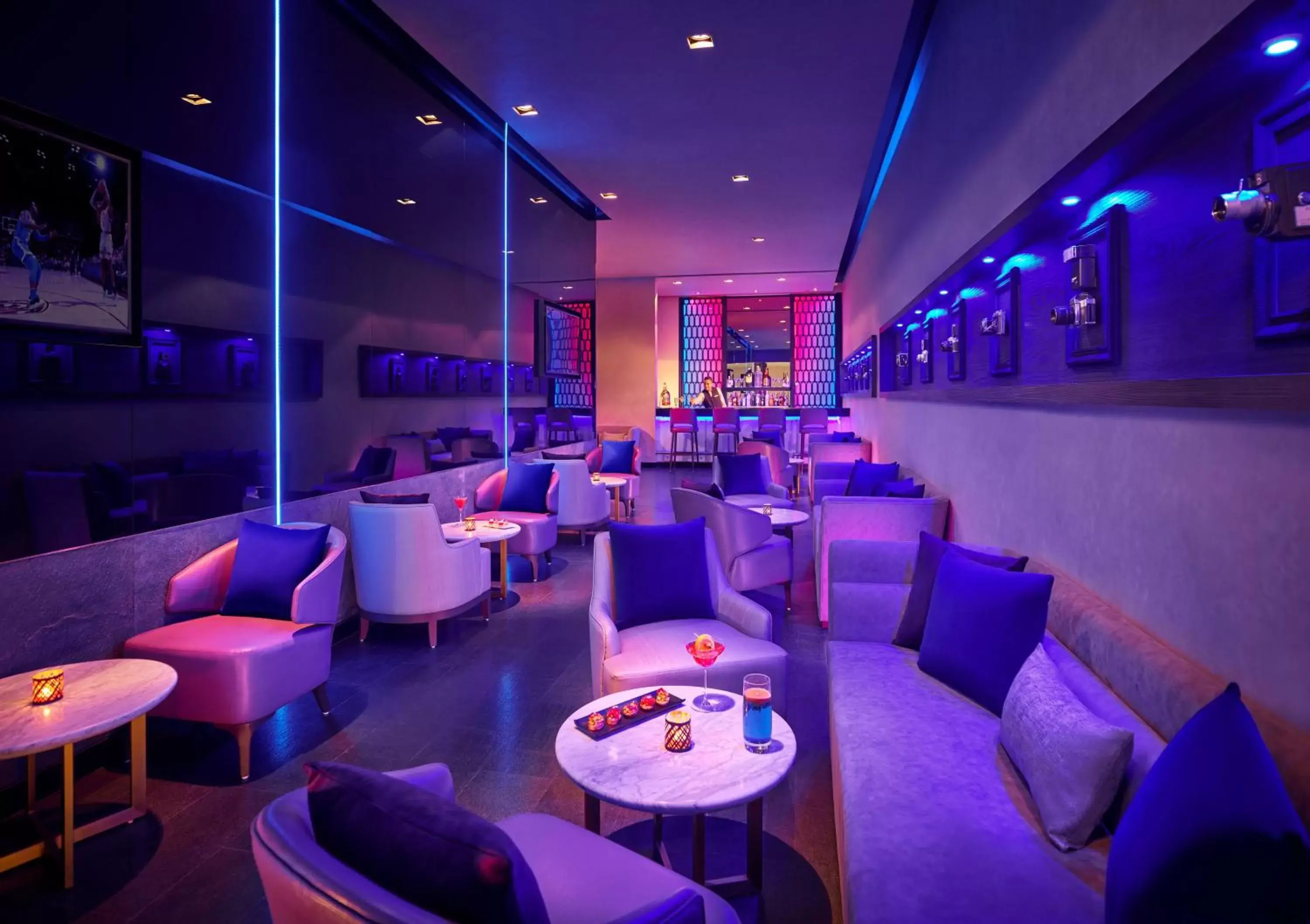 Lounge or bar, Lounge/Bar in Vivanta Kolkata EM Bypass