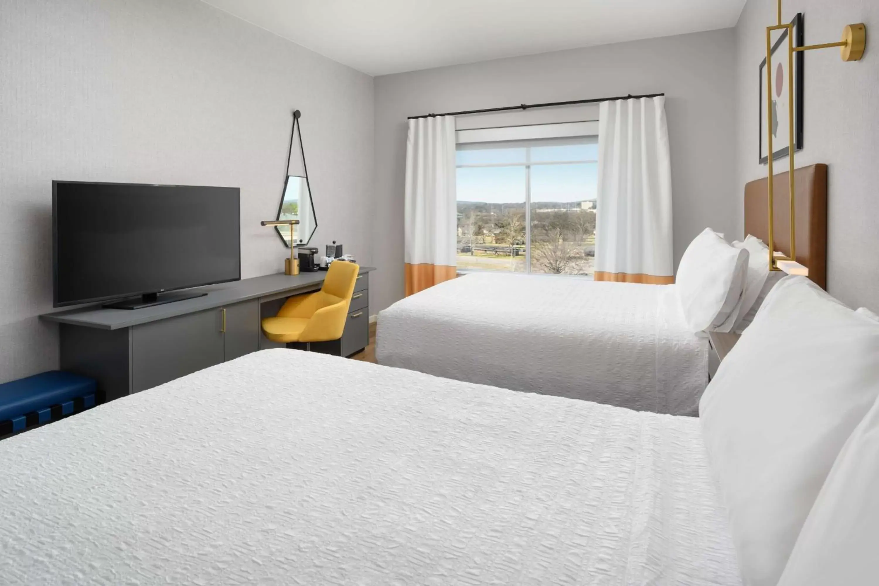 Queen Room with Two Queen Beds in Hampton Inn & Suites Huntsville Downtown, Al Queen Room with Two Queen Beds in Hampton Inn & Suites Huntsville Downtown, Al