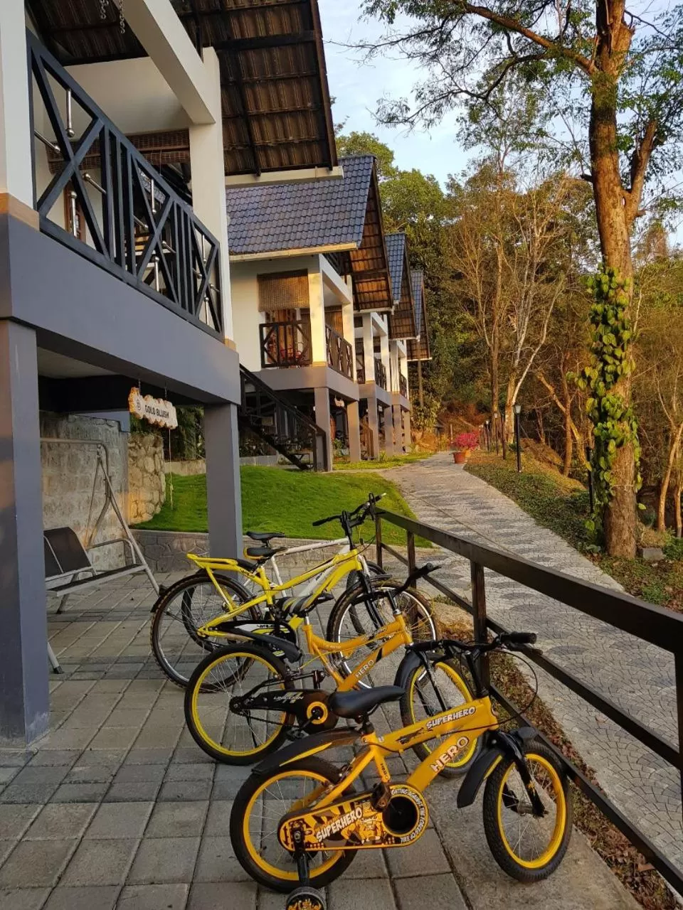 Cycling in Woodrose Resort