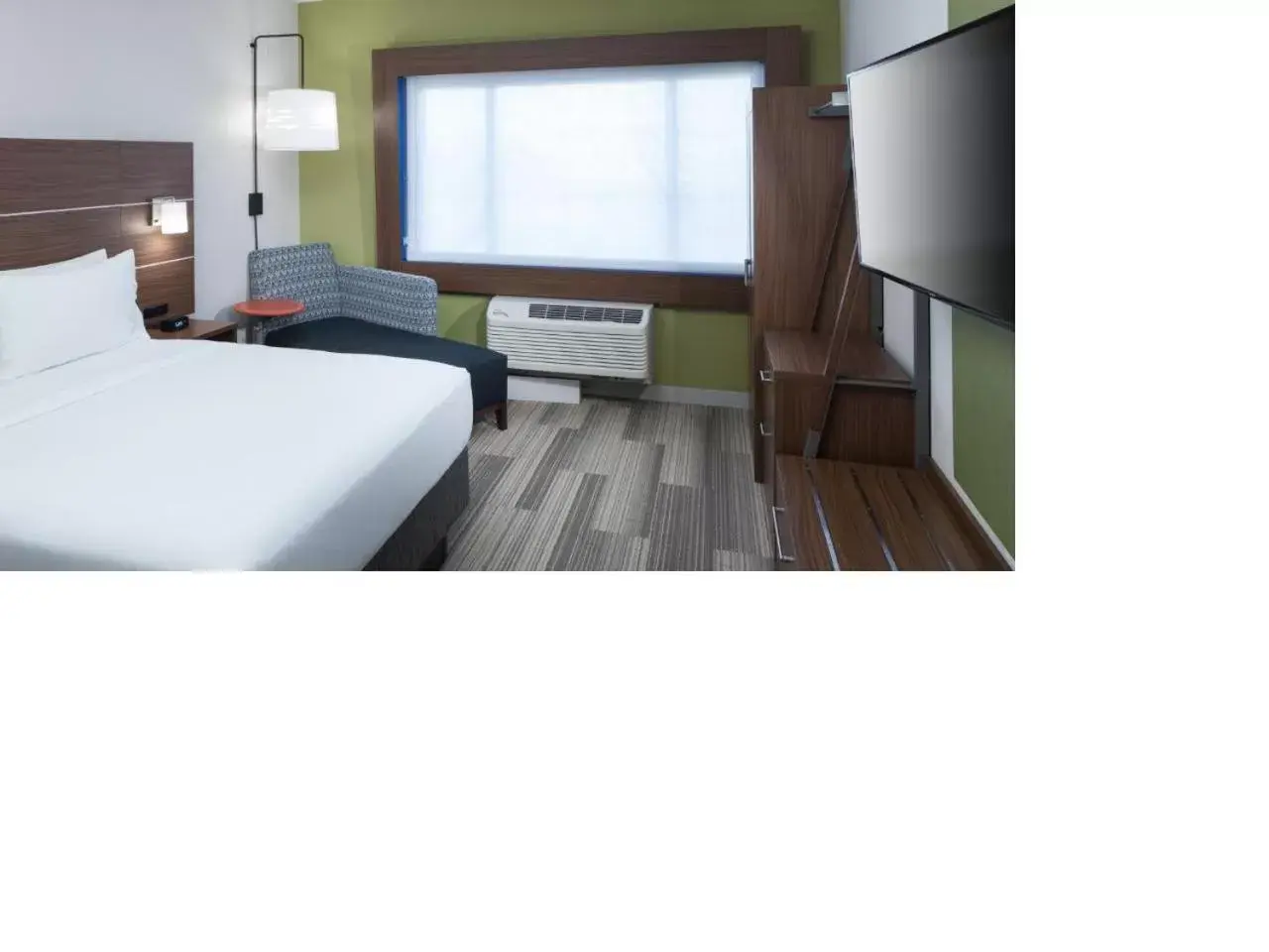 Bed in Holiday Inn Express & Suites - Orlando At Seaworld, an IHG Hotel