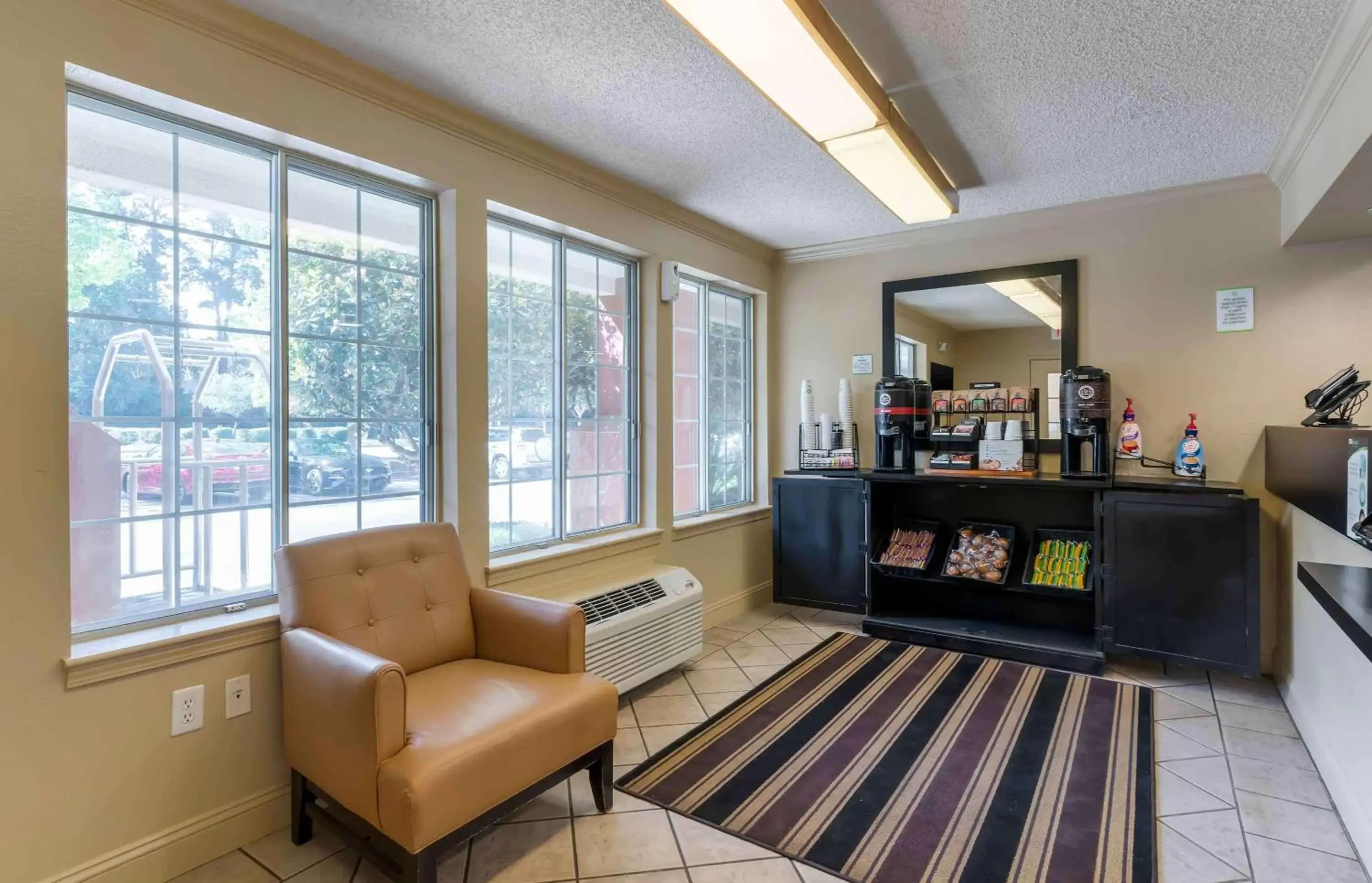 Lobby or reception in Extended Stay America Suites - San Ramon - Bishop Ranch - West