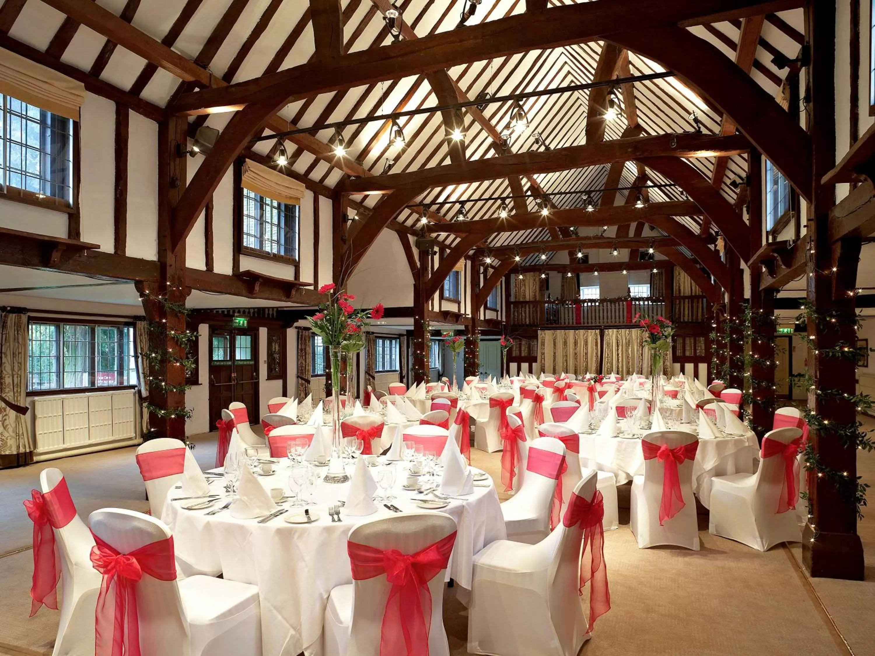 Banquet/Function facilities in Sunday Box Hill Burford Bridge Hotel