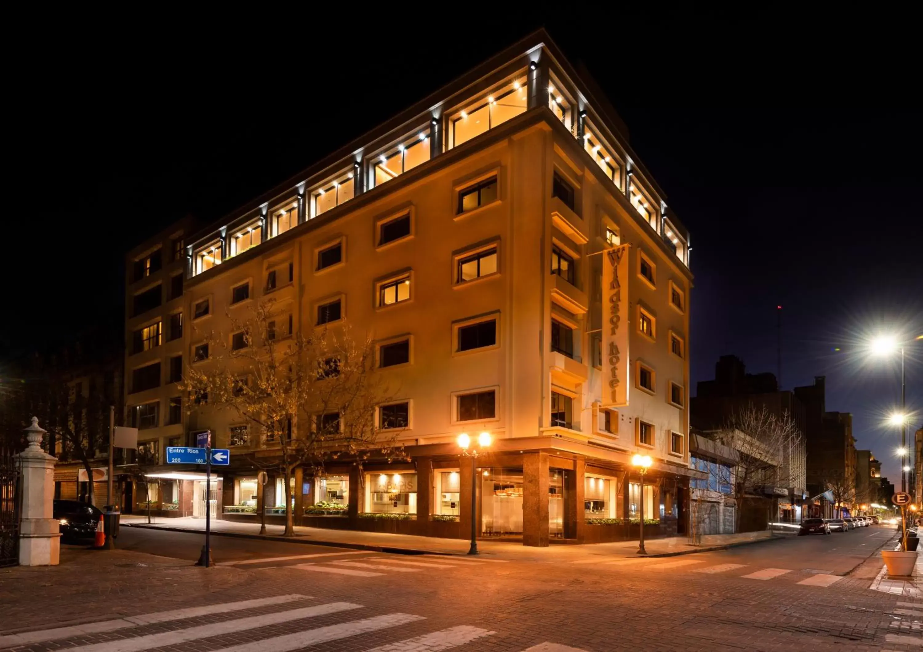 Property Building in Windsor Hotel & Tower Argentina