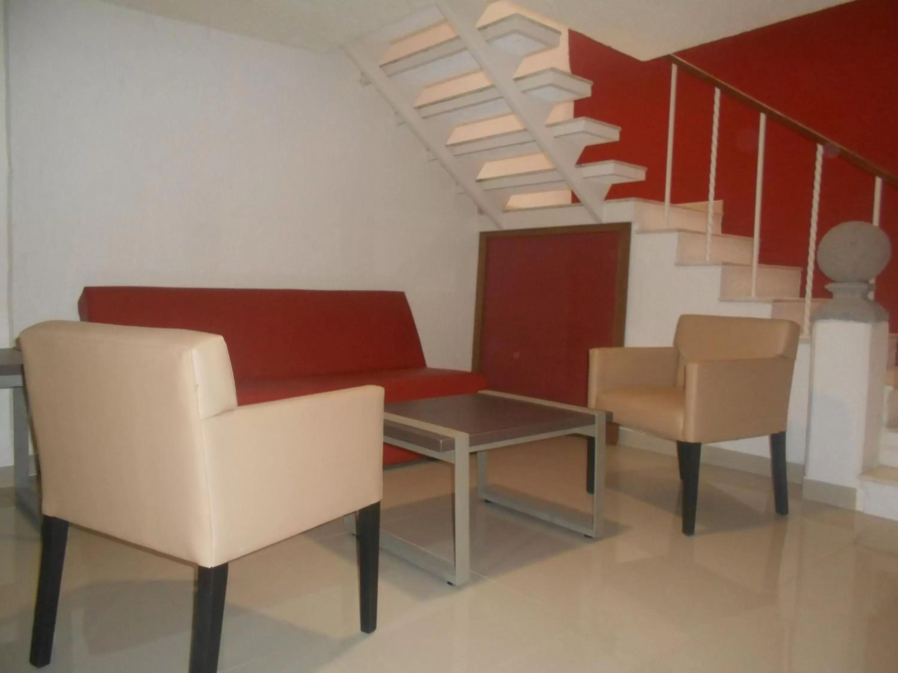 Living room in Hotel Puente Real Living room in Hotel Puente Real