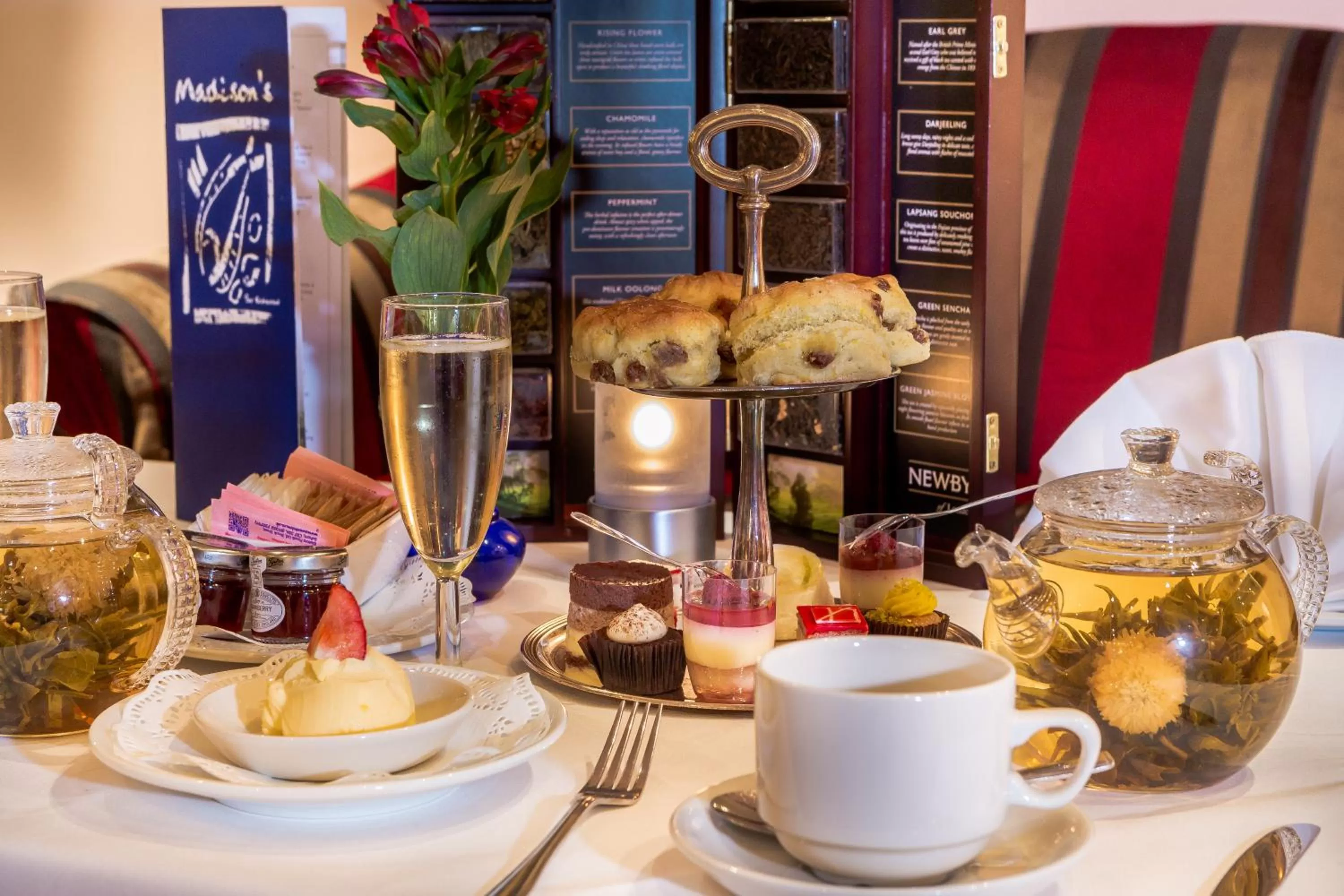 Lounge or bar in Washington Mayfair Hotel