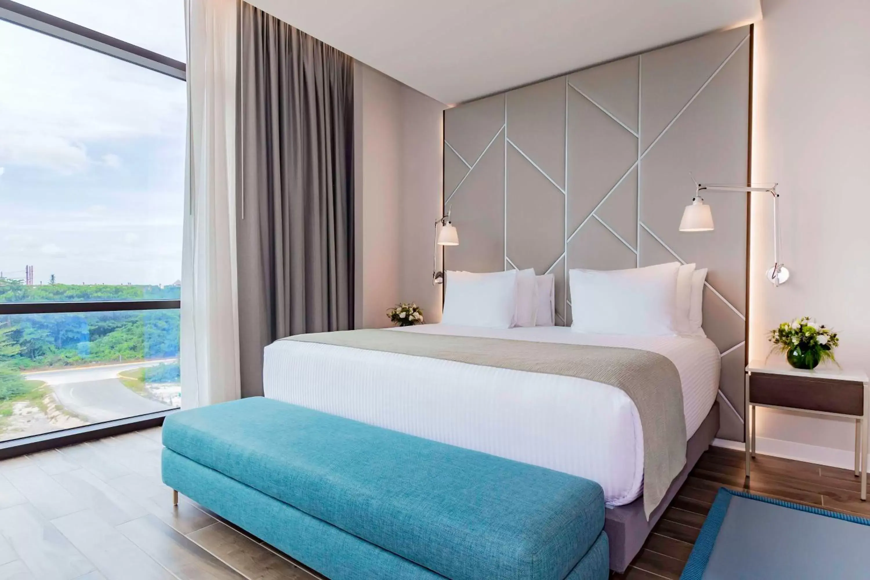 Bedroom, Bed in Avani Cancun Airport -previously NH Cancun Airport-