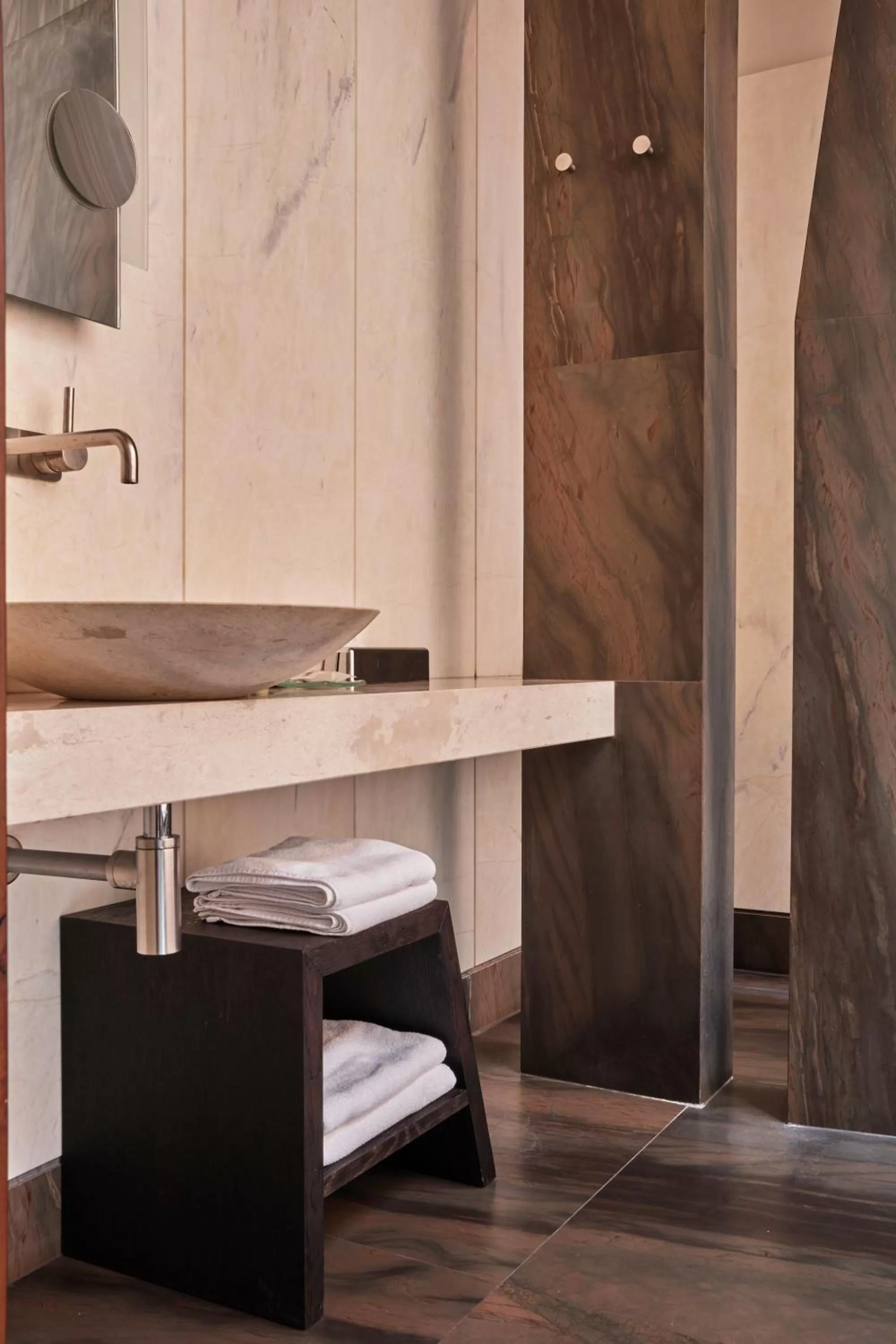 Bathroom in Hotel Monopol