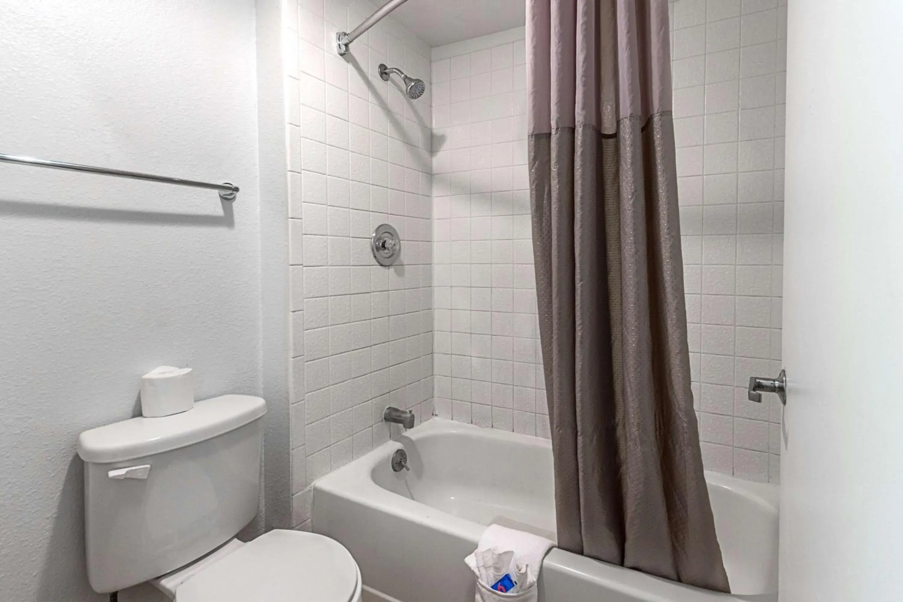 Shower, Bathroom in Motel 6-Fresno, CA