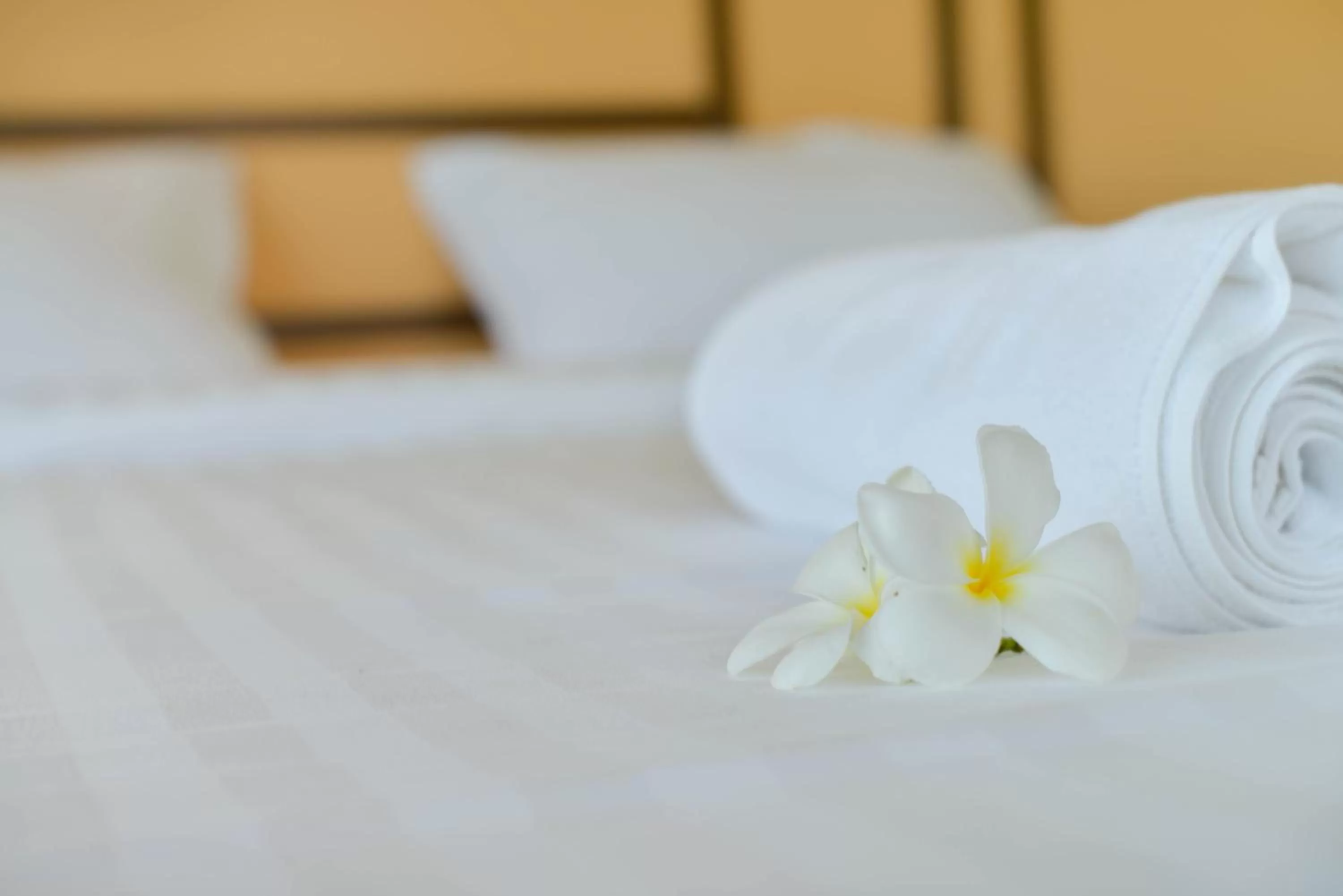 Bed in Thaimit Resort