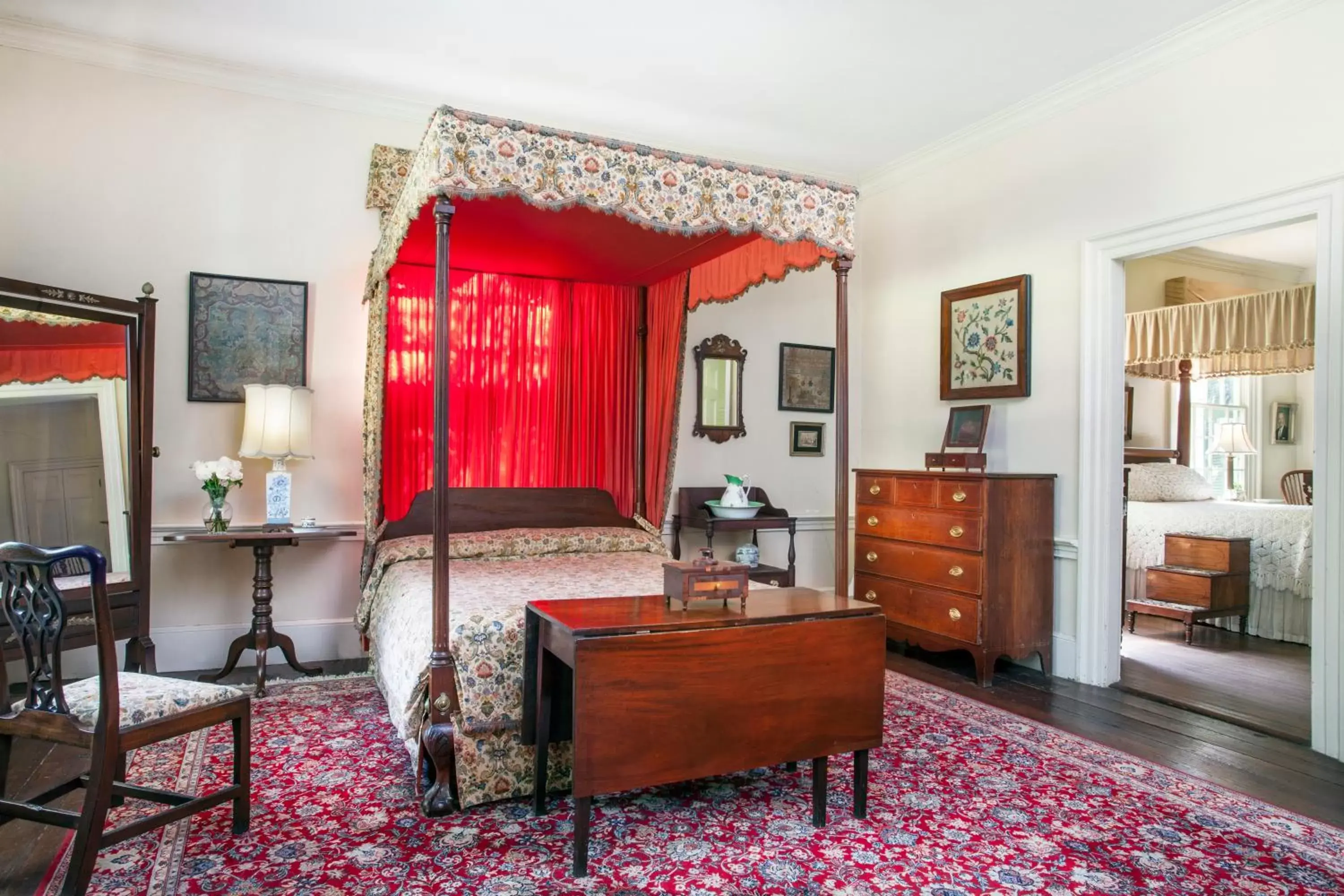 Property building, Room Photo in Linden - A Historic Bed and Breakfast