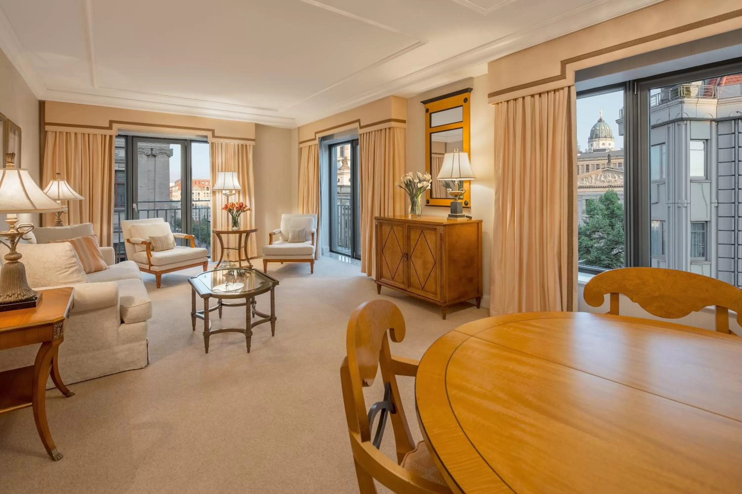 Photo of the whole room in Regent Berlin by IHG