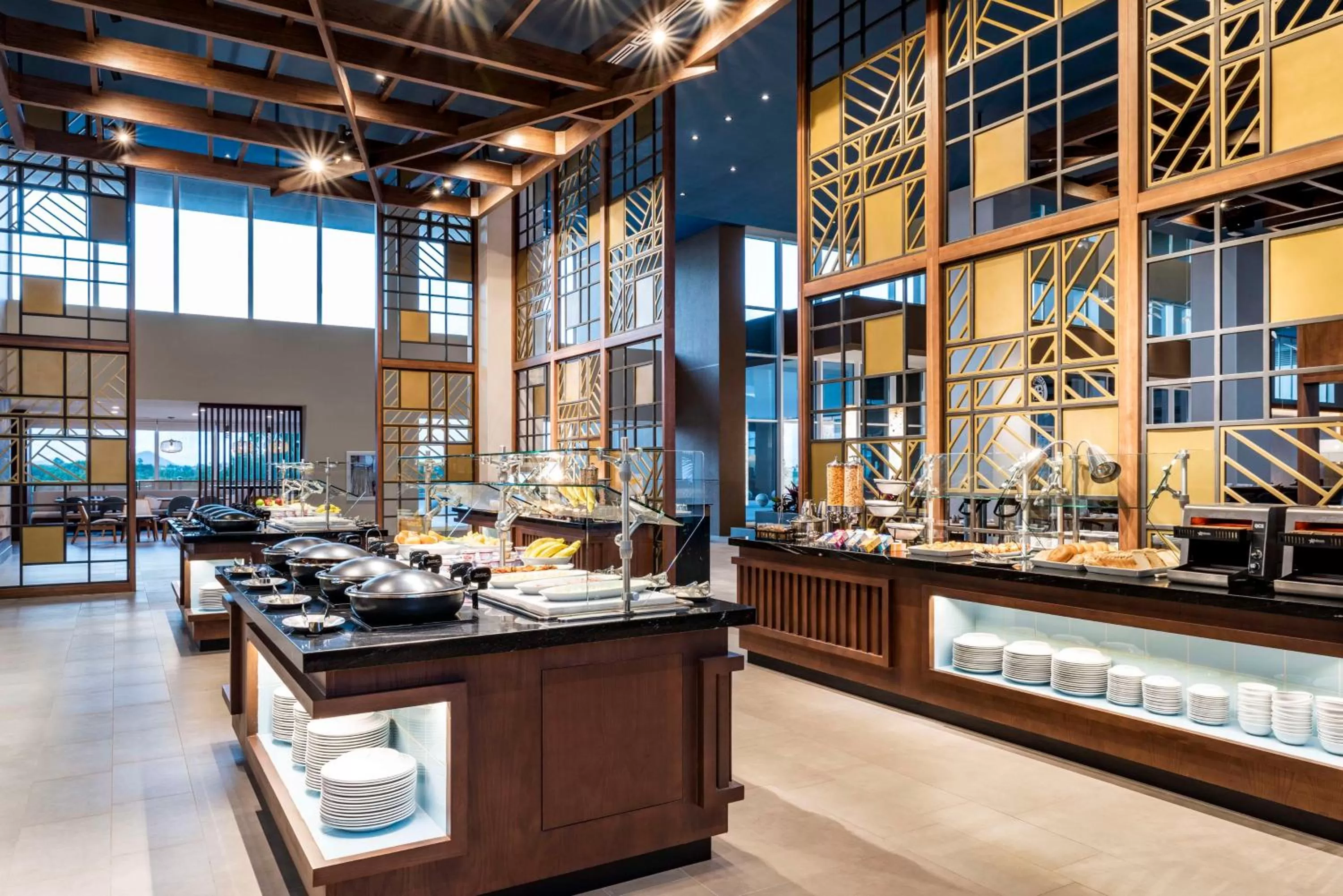 Breakfast in Embassy Suites By Hilton Aruba Beach Resort