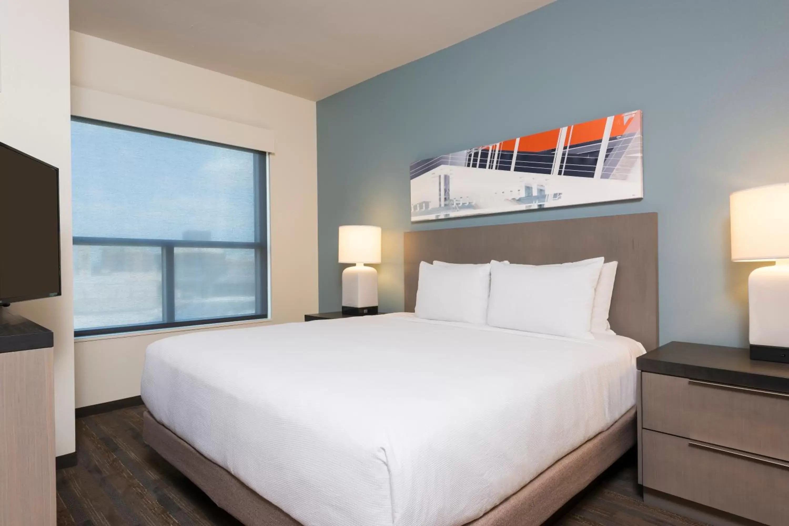 King Studio Suite with Kitchen and Sofa Bed - High Floor in Hyatt House Austin/Downtown