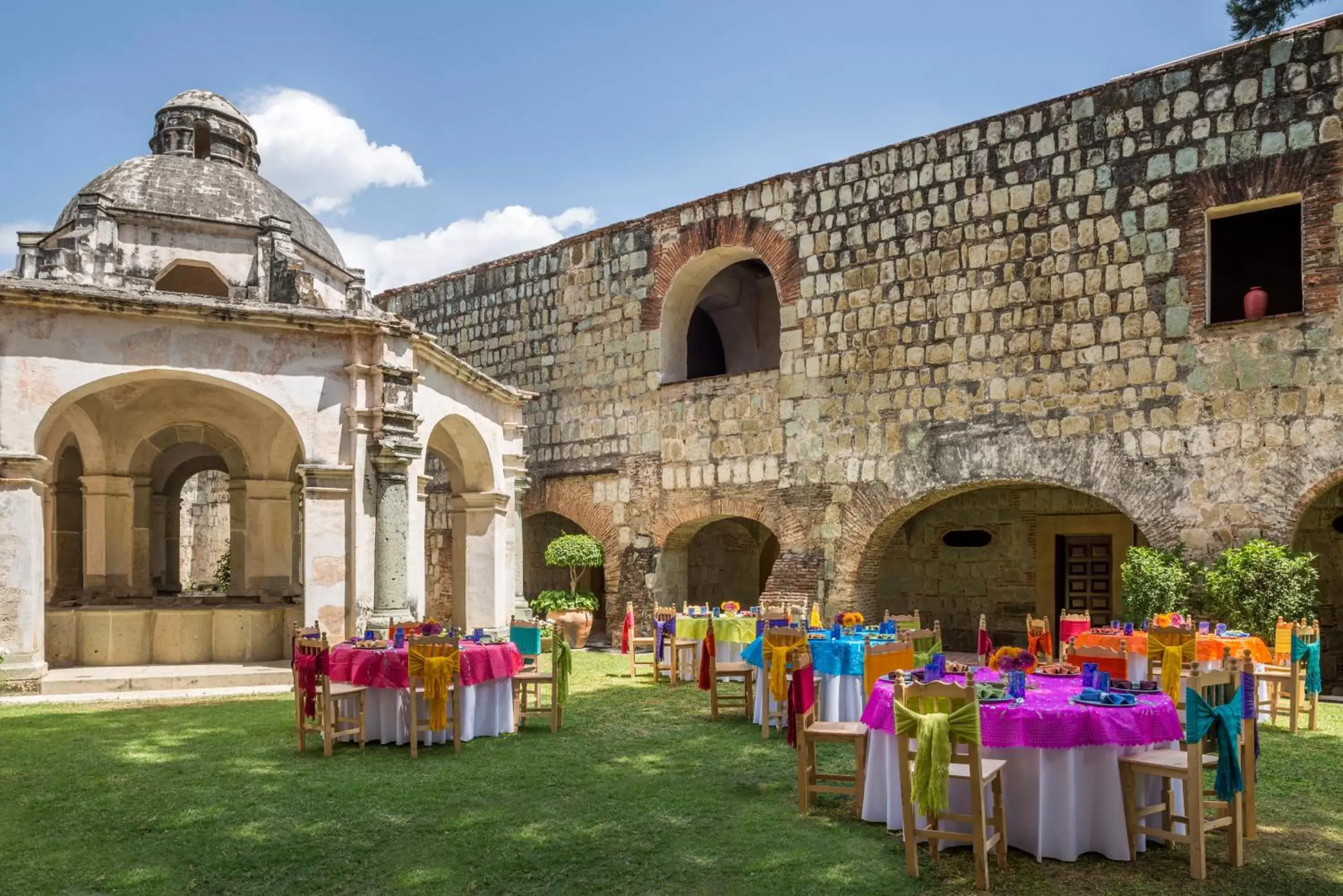 Property building, Banquet Facilities in Quinta Real Oaxaca