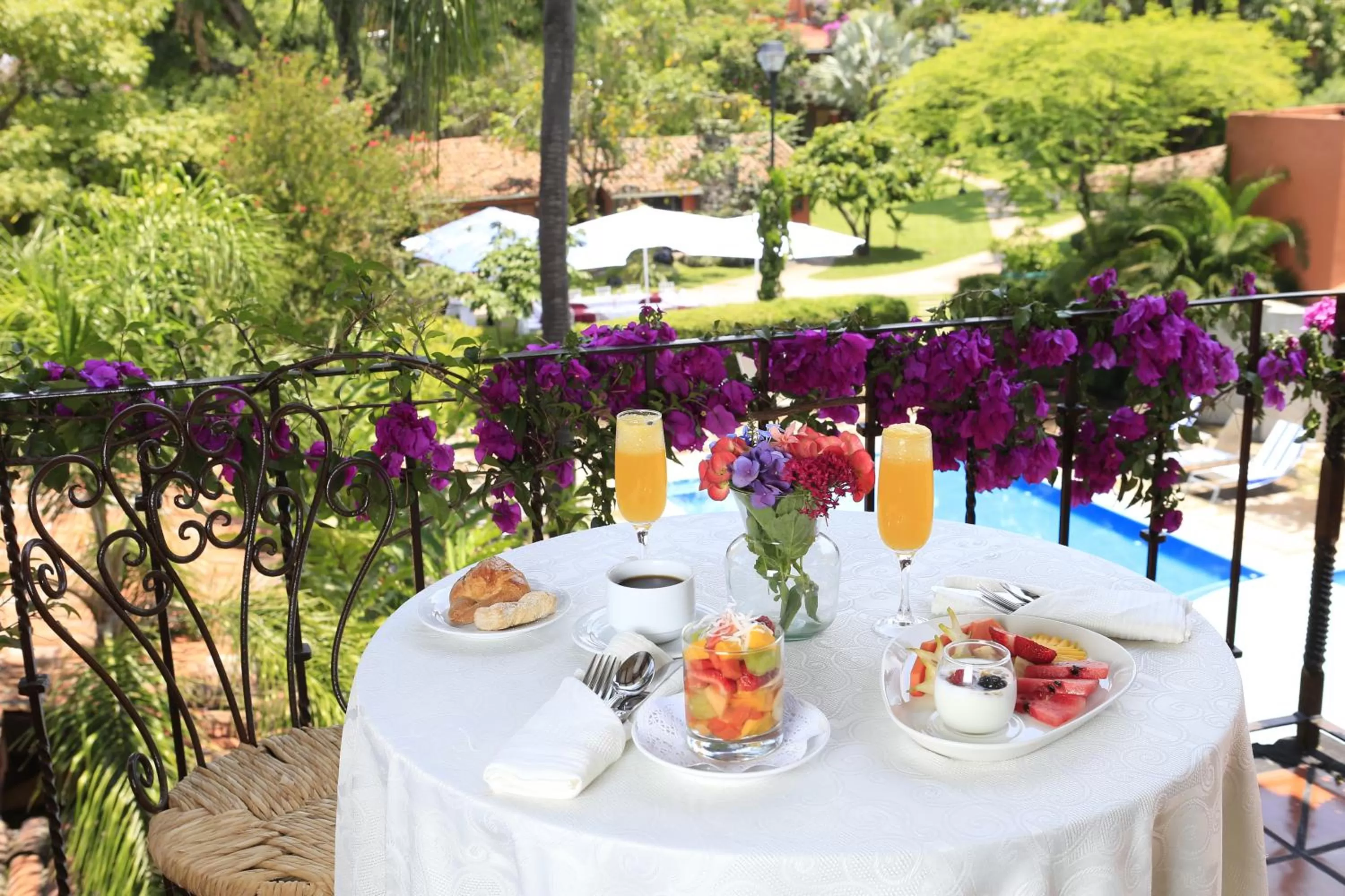 Pool view in Hosteria Las Quintas Hotel Restaurante Bar